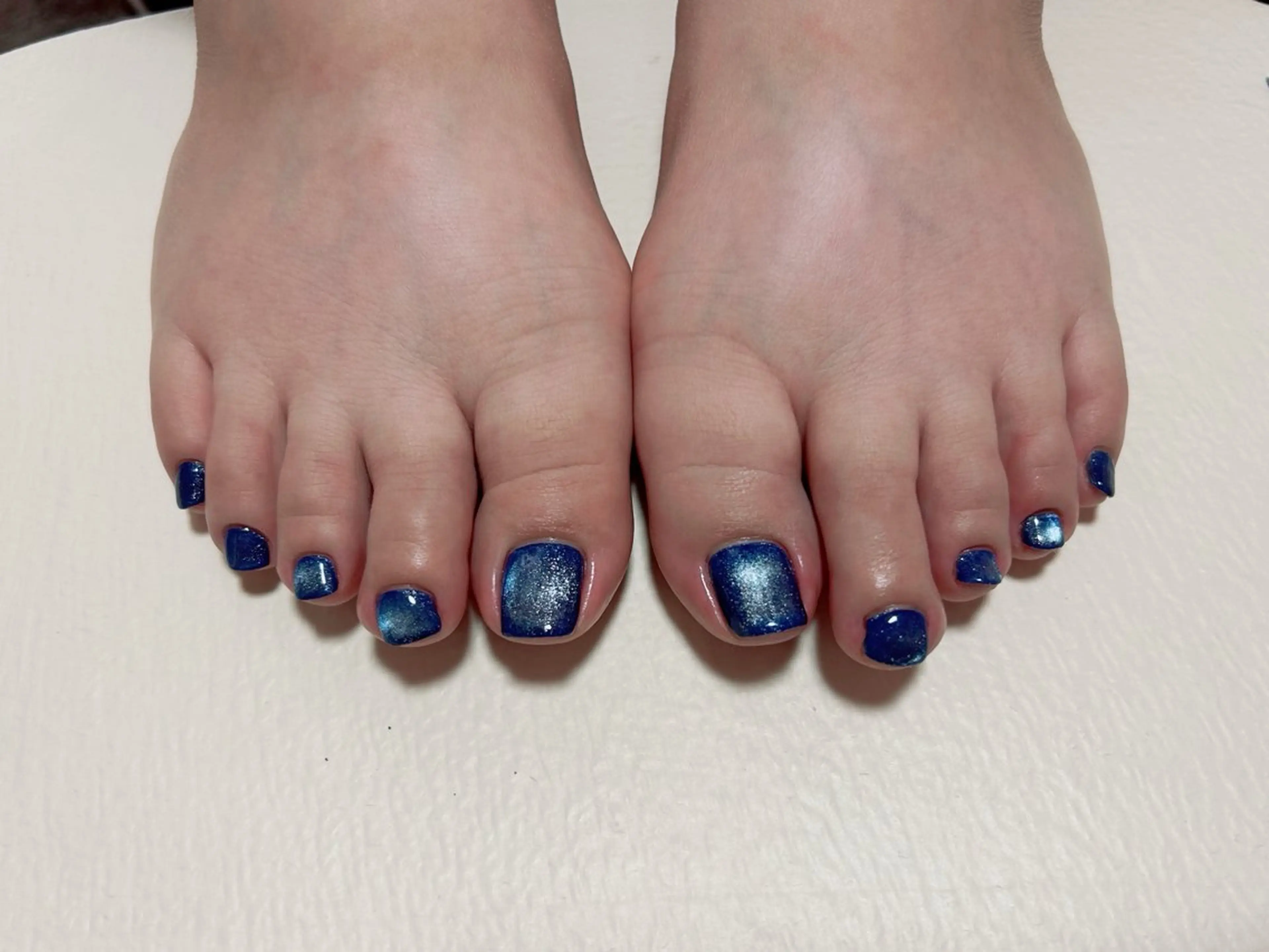 ネイル マグネットネイル ネイビー フットネイル i nailのネイルデザイン