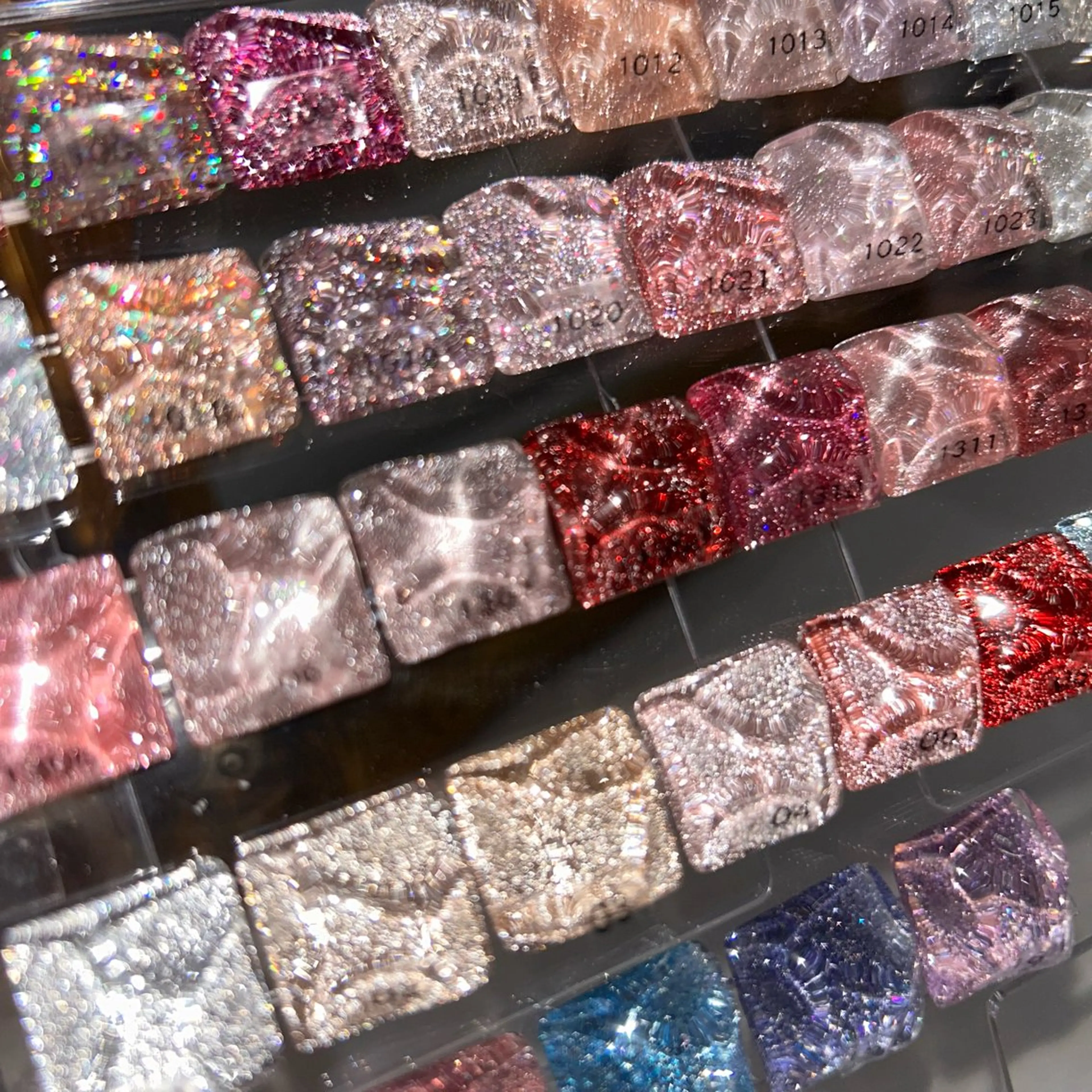 ネイル フラッシュネイル ジェルネイル ハンドネイル RYO ／Amourのネイルデザイン