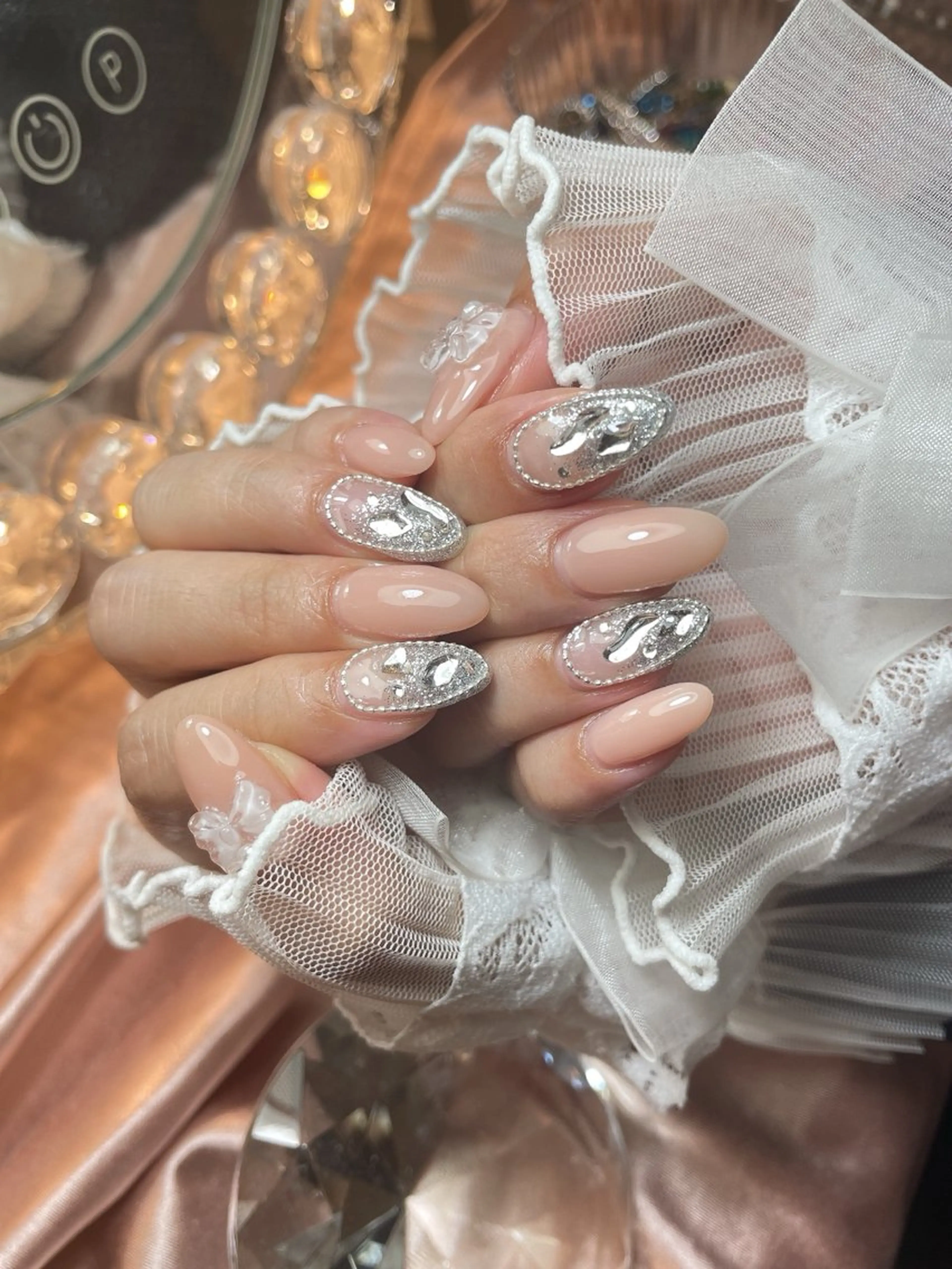 ネイル 23時まで❤︎韓国、 ワンホンネイルのネイルデザイン