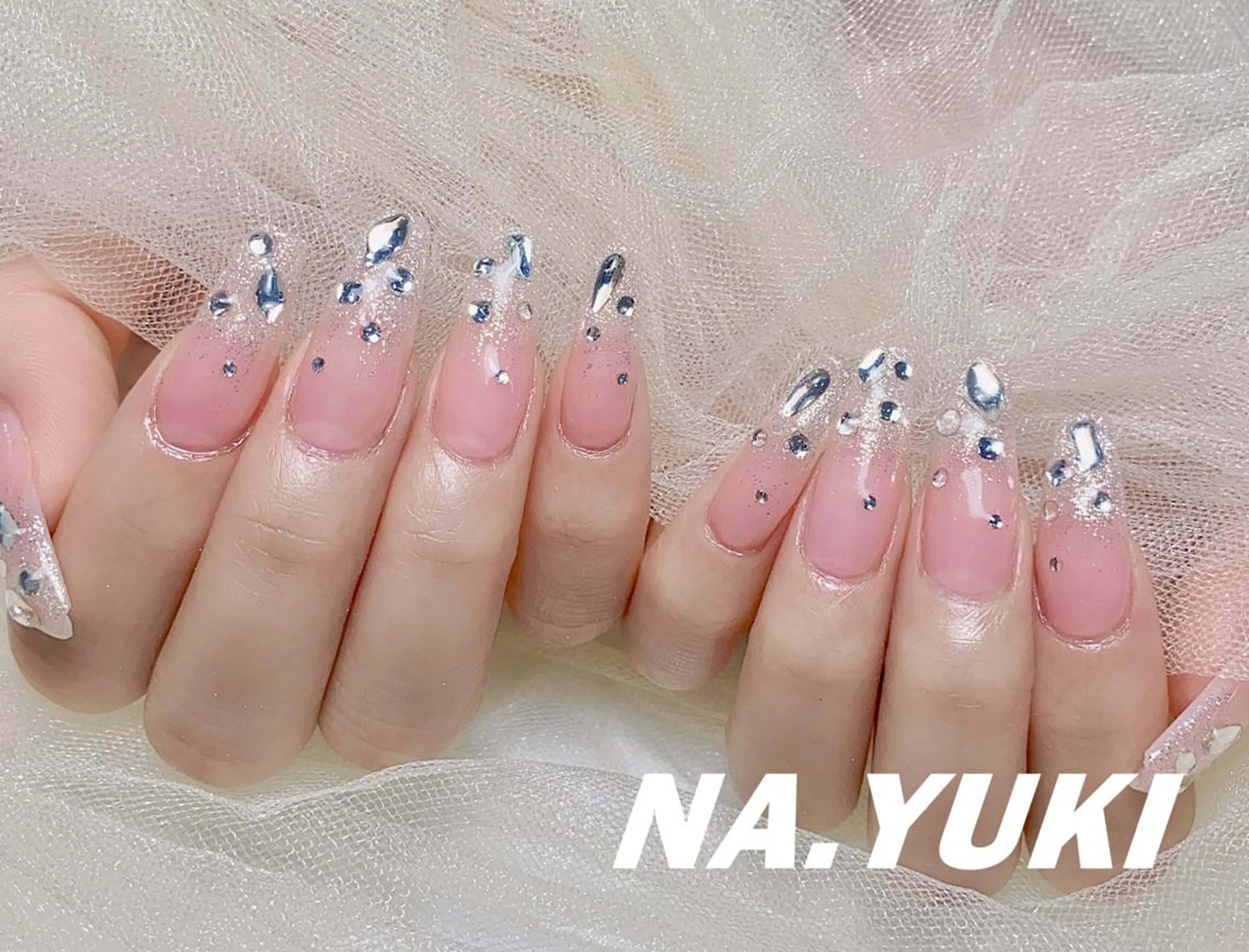 🎀チップ長さだし+持ち込みデザイン14980 (時間内でデザイン、パーツ6本まで）【初回ジェルオフ無料ケア込み】の写真