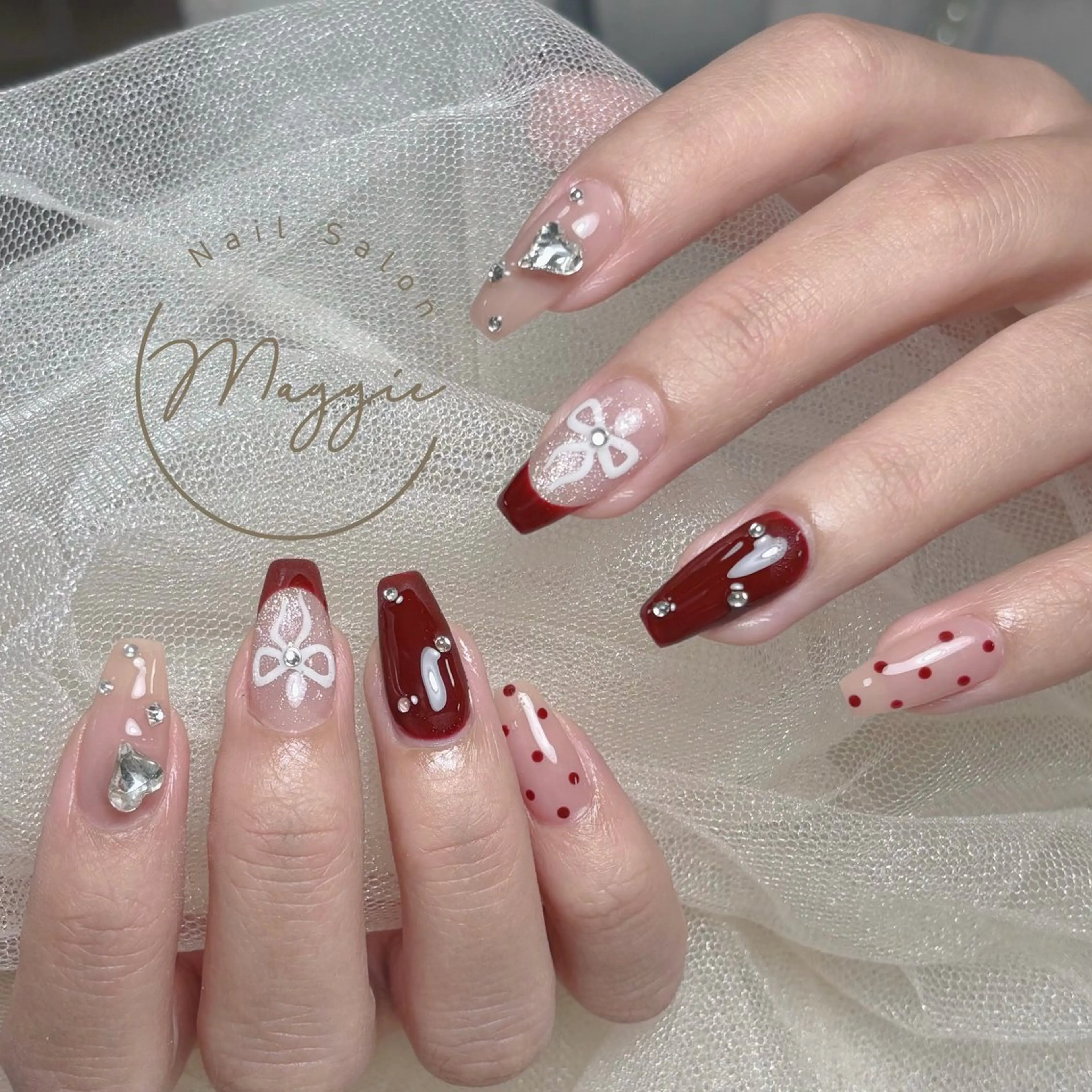 ネイル Maggie Nail🦩のネイルデザイン