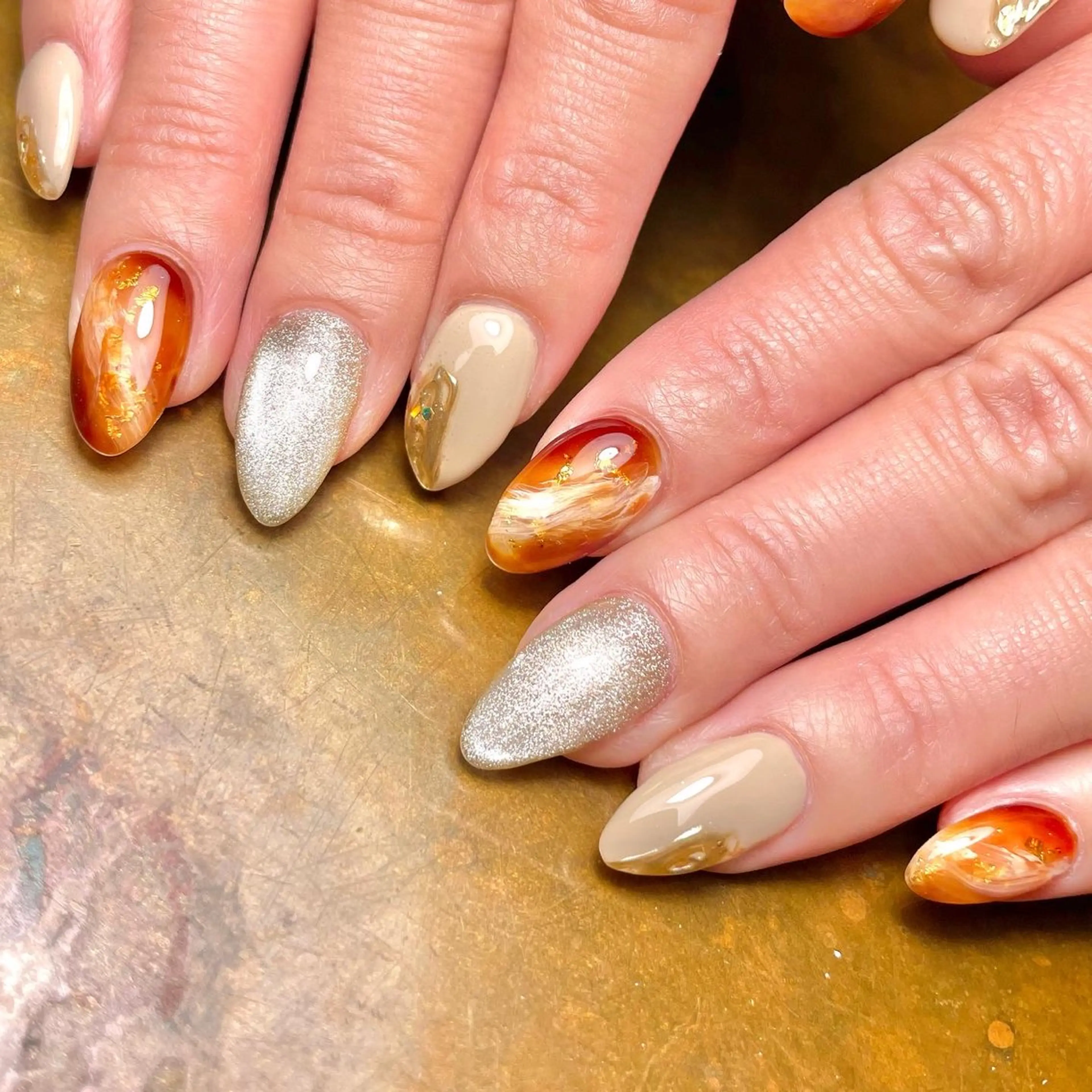 ネイル べっ甲ネイル ニュアンスネイル Oracion Nailのネイルデザイン