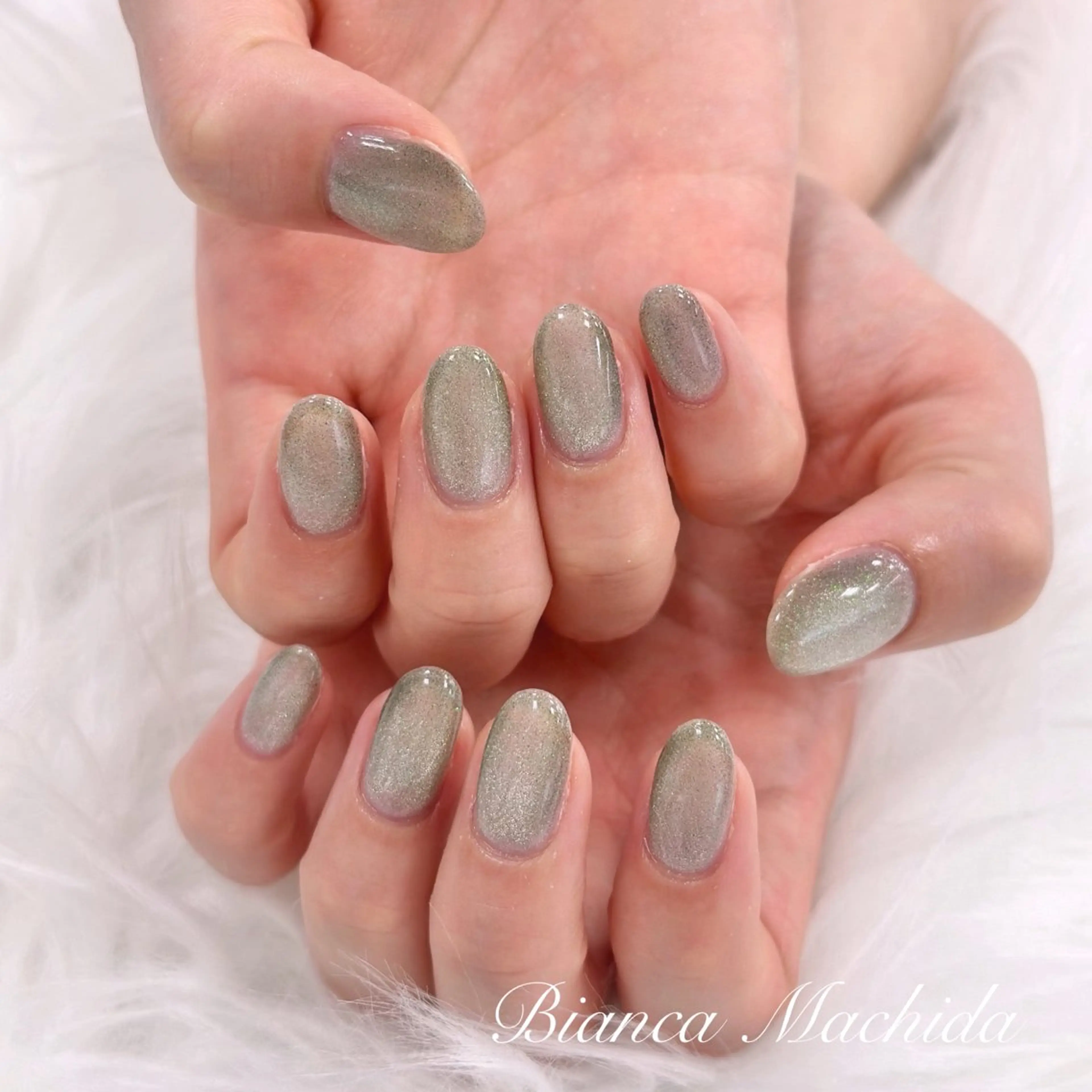 ネイル マグネットネイル ハンドネイル Bianca👼🏻 OIKAWAのネイルデザイン