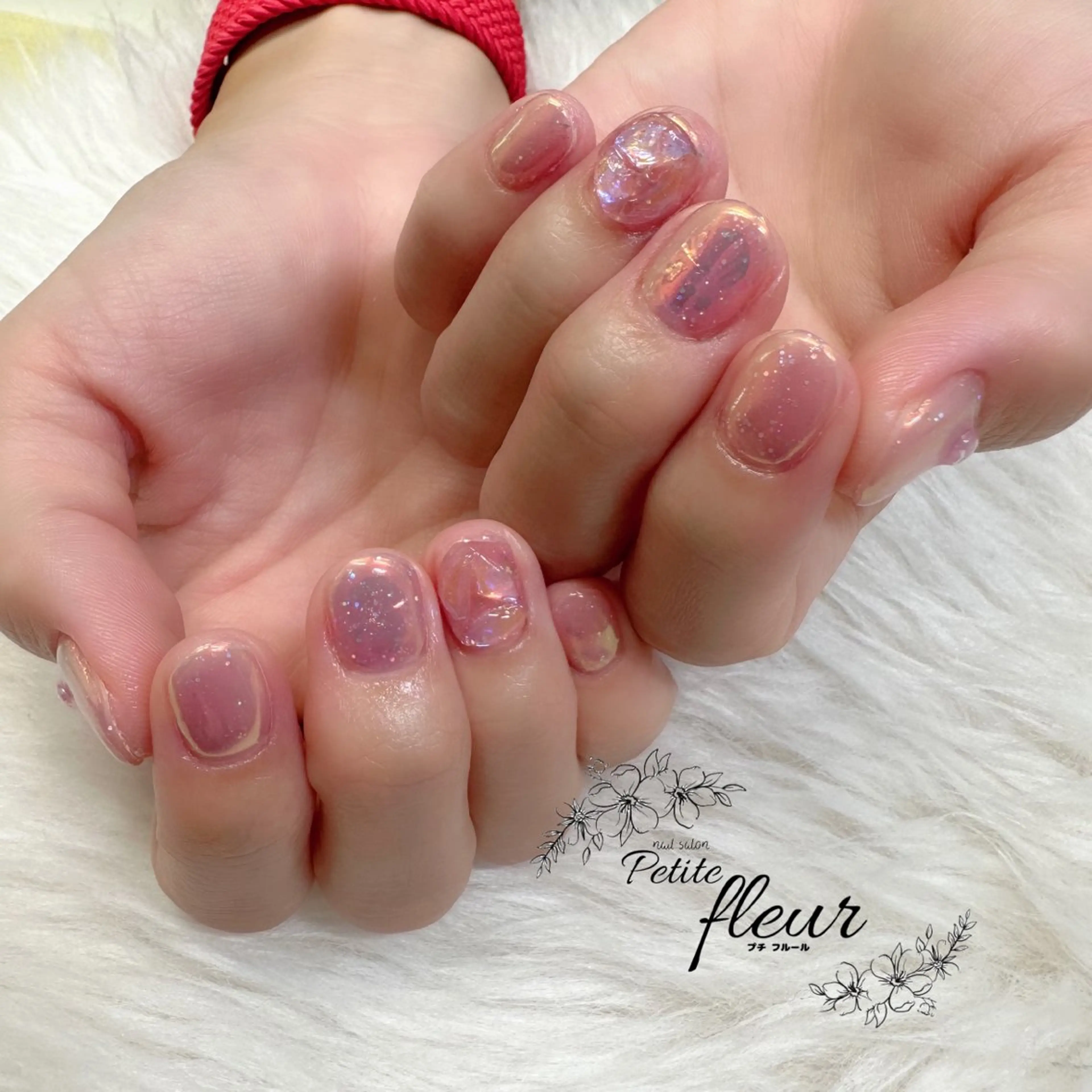 ネイル オーロラネイル 氷ネイル・うるうるネイル ストーンネイル ❁⃘*。Petite fleur❁⃘*りさのネイルデザイン
