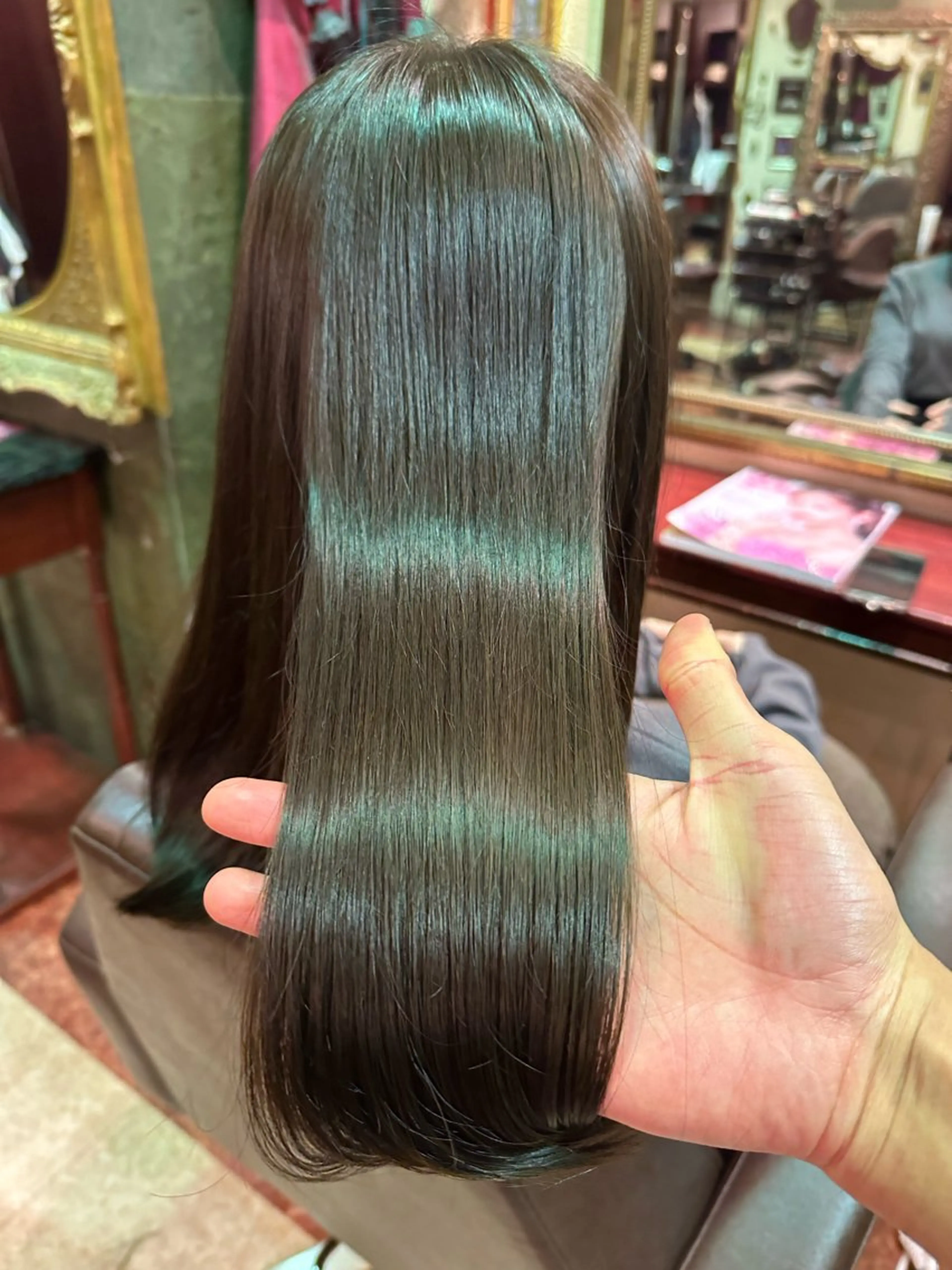 ロング カラー ブラウンカラー 透明感カラー グレージュ トリートメント カット ヘアカラー トリートメント 【レイヤー/韓国風 /髪質改善】RINのヘアスタイル