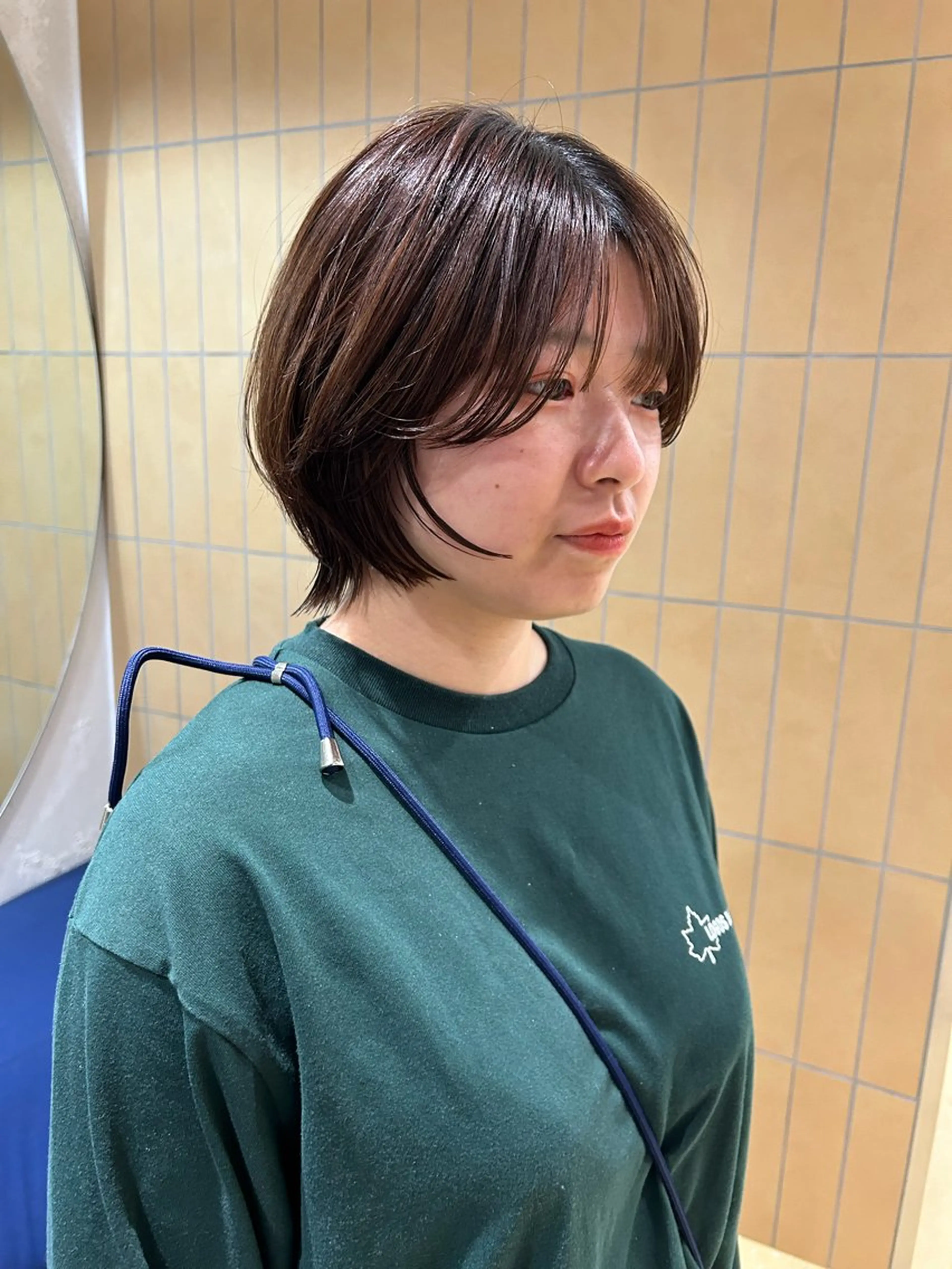 ショート hen所属・心斎橋/レイヤー/ ブリーチ/モエのヘアスタイル