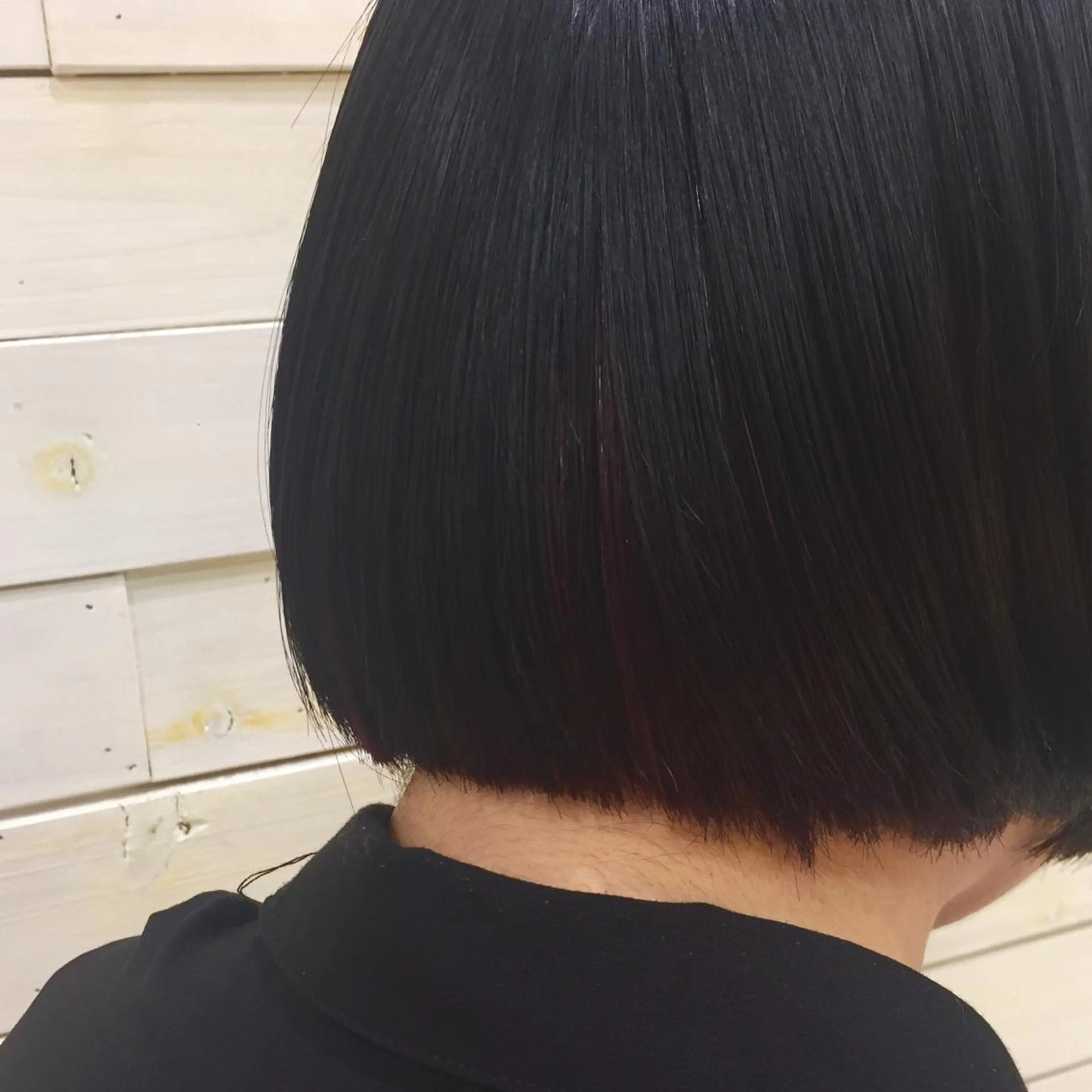 ショート カラー ブリーチ パープルカラー 黒田瀬奈/ボブ まろやかベージュのその他イメージ