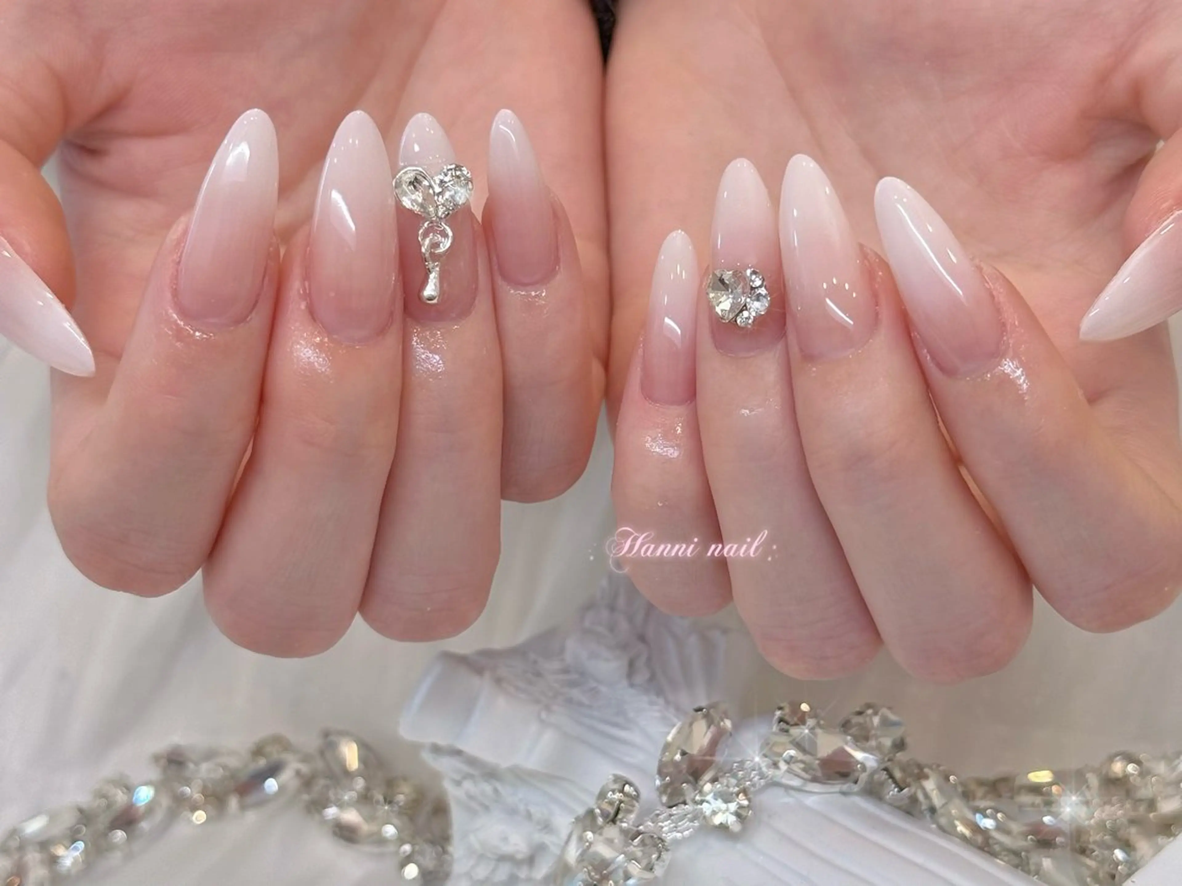 ネイル アートネイル フレンチネイル ジェルネイル 韓国ネイル マグネットネイル ハンドネイル Hanni Nail Salon所属・Hanni ハンのネイルデザイン