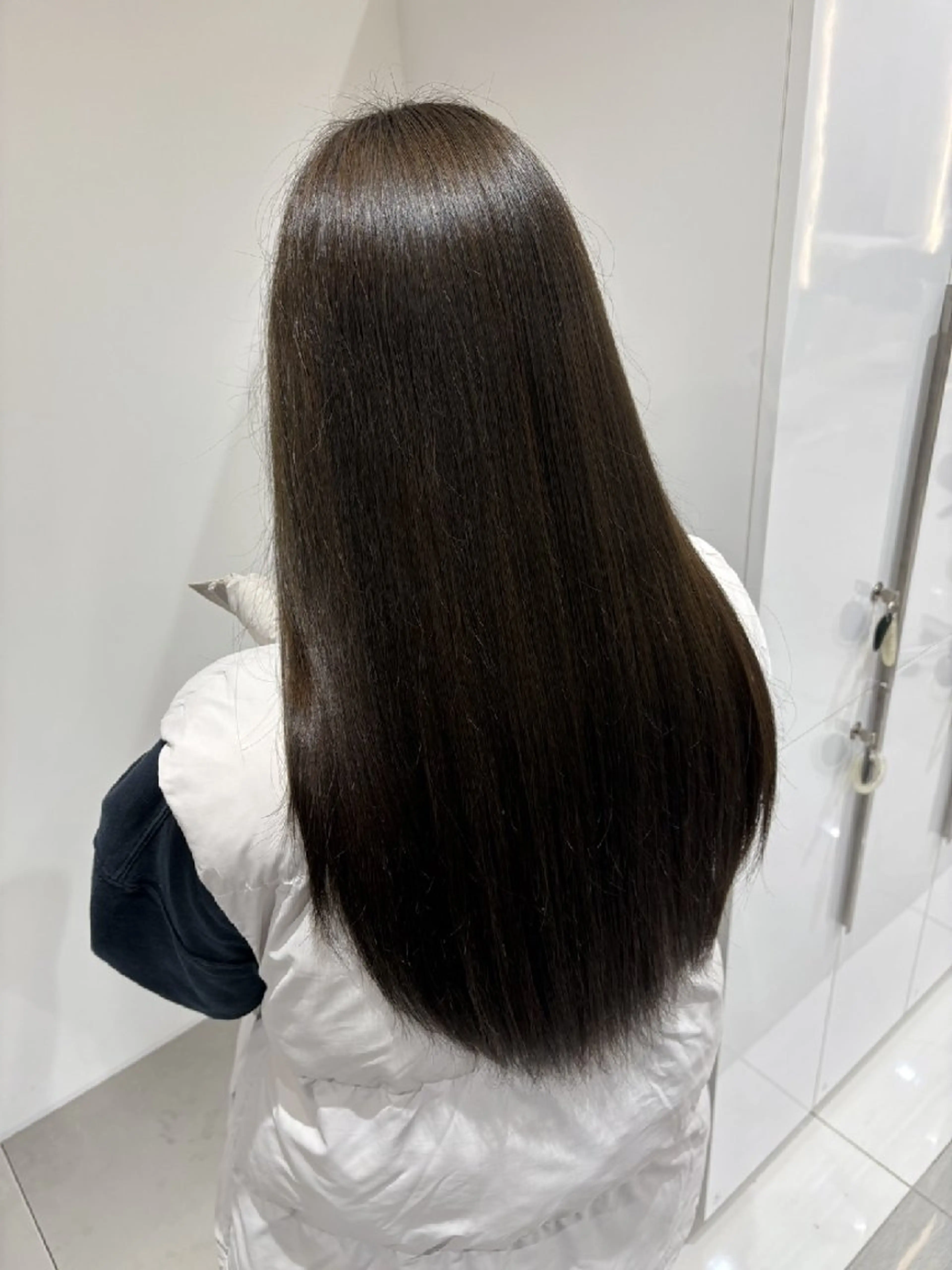 カラー 🎶透明感カラー🎶 吉田舞和夏のヘアスタイル