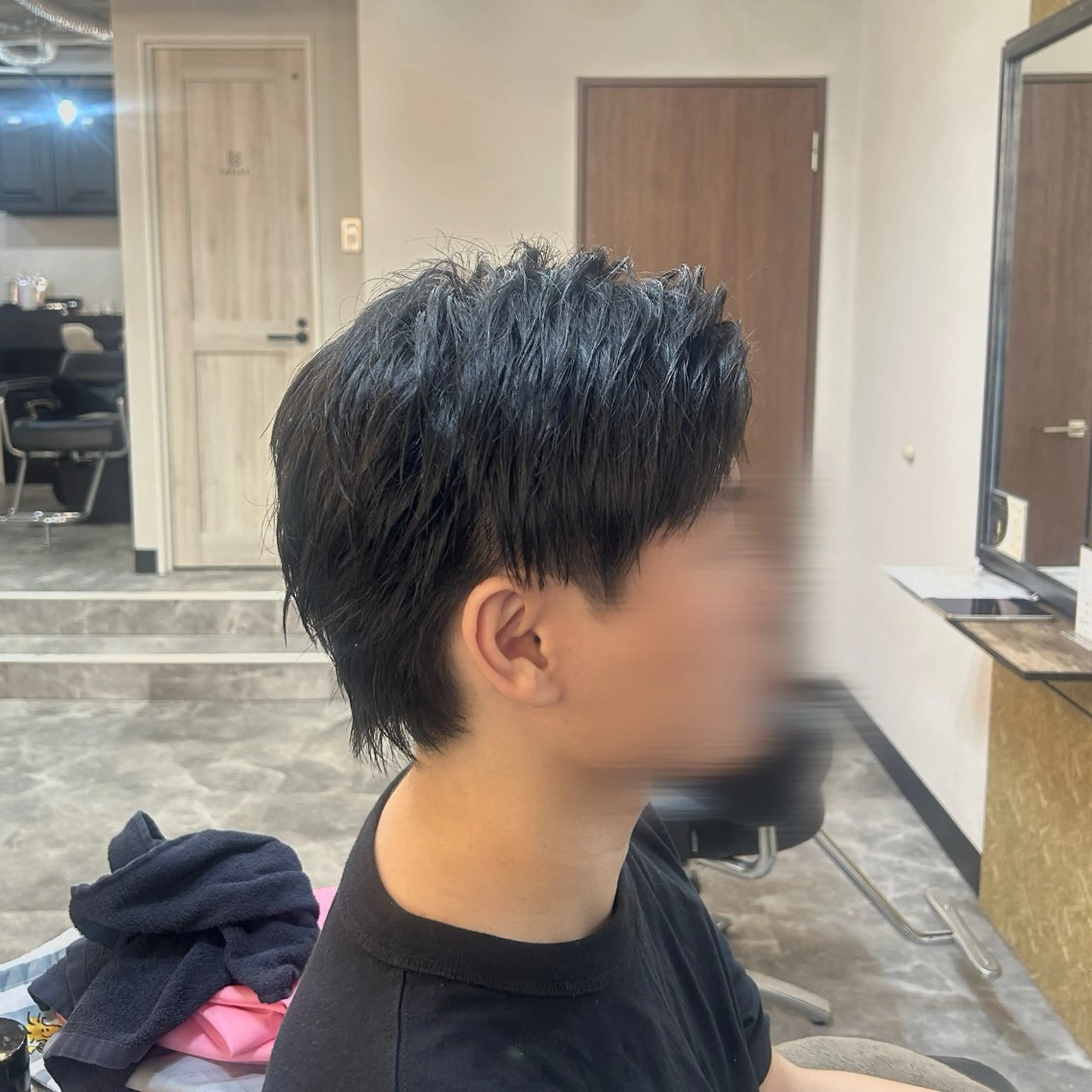 ミディアム メンズ メンズウルフカット ウルフカット カットカラーパーマ モデル🫧ﾐﾕｳ🫧の眉毛・アイブロウイメージ