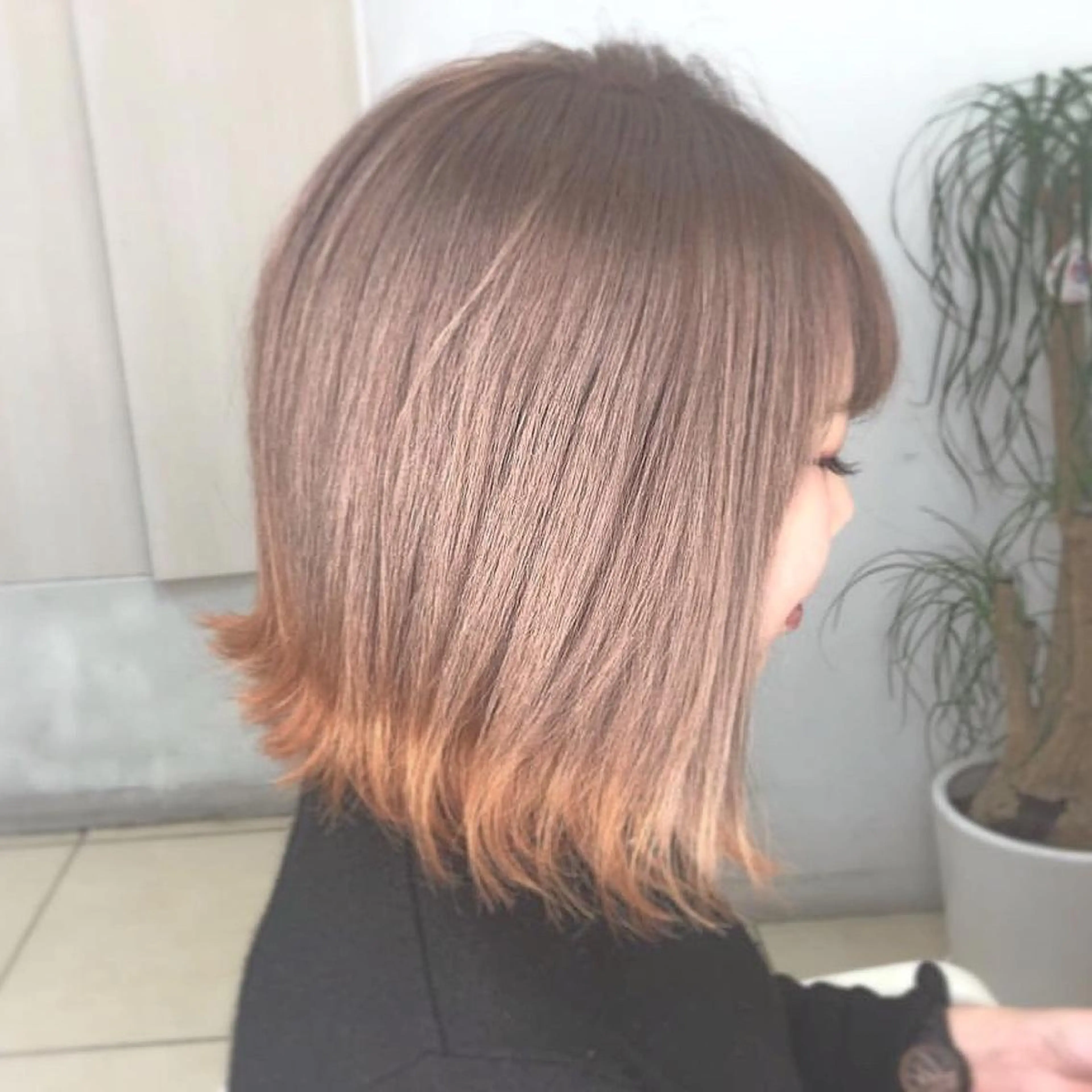 ミディアム カラー カラーサロン ビスカリアのヘアスタイル