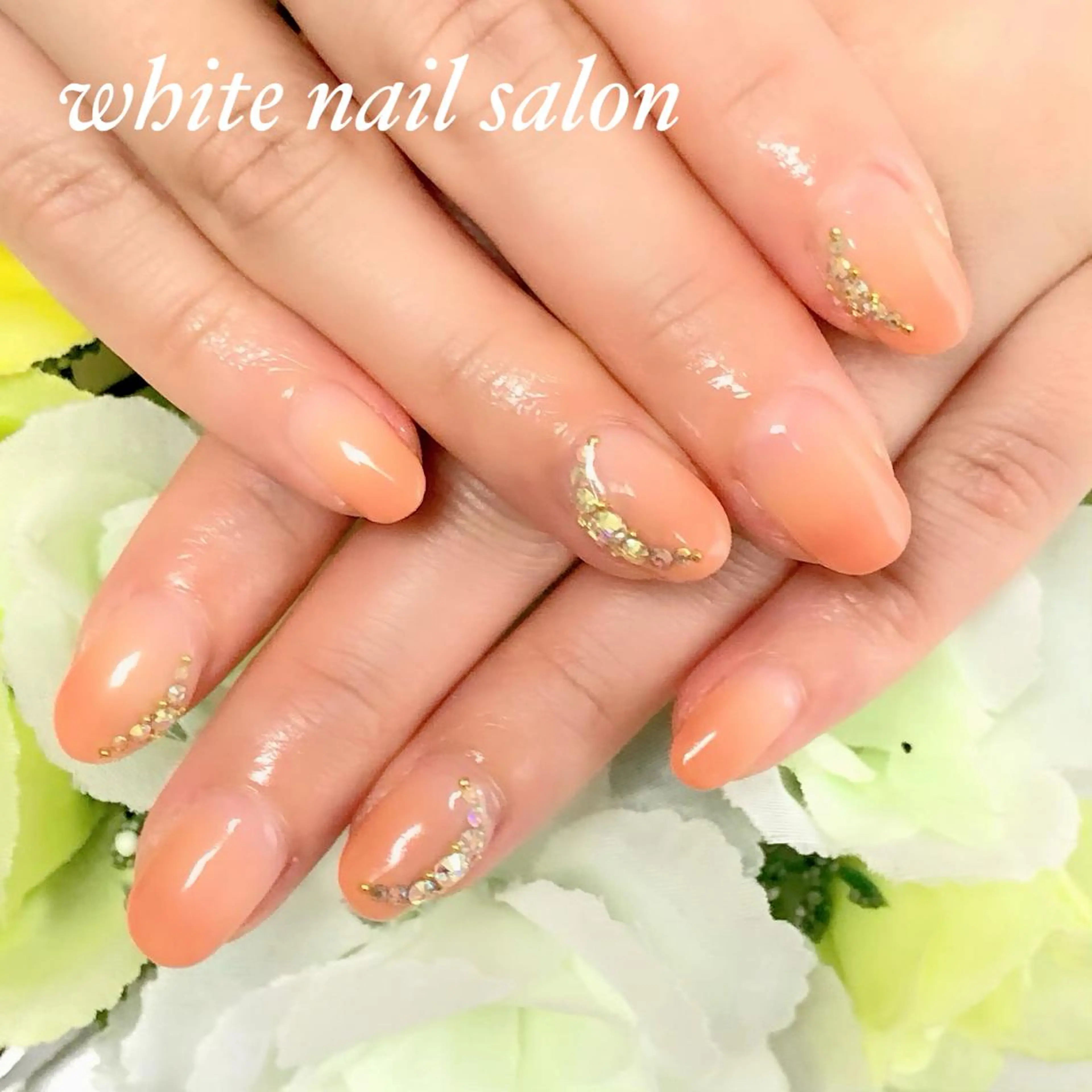 ネイル アートネイル フレンチネイル ジェルネイル ハードジェル 持ち込み ハンドネイル white nail salonのネイルデザイン