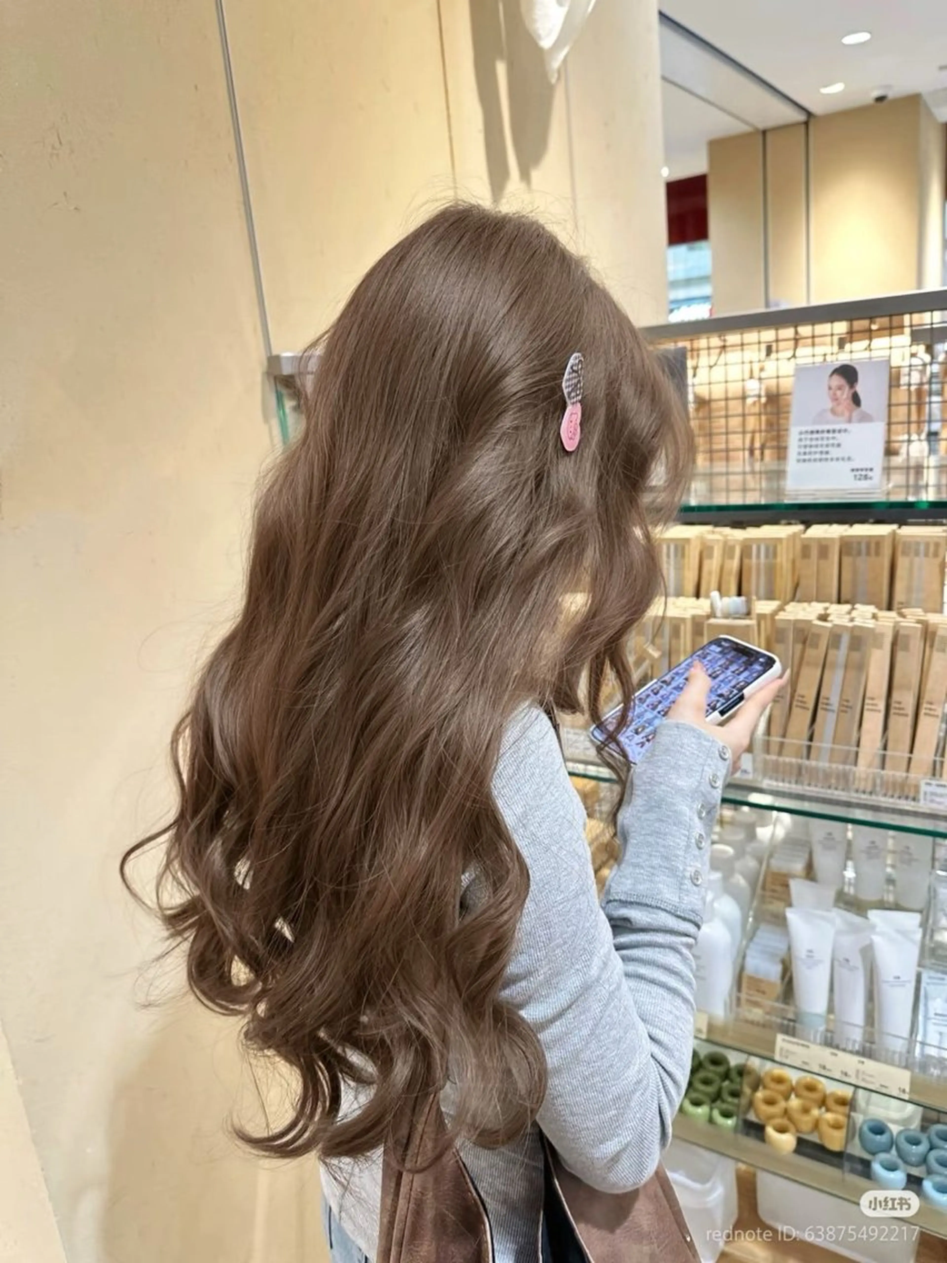 ロング 透明感ベージュ 🎀Sayaka🎀のヘアスタイル