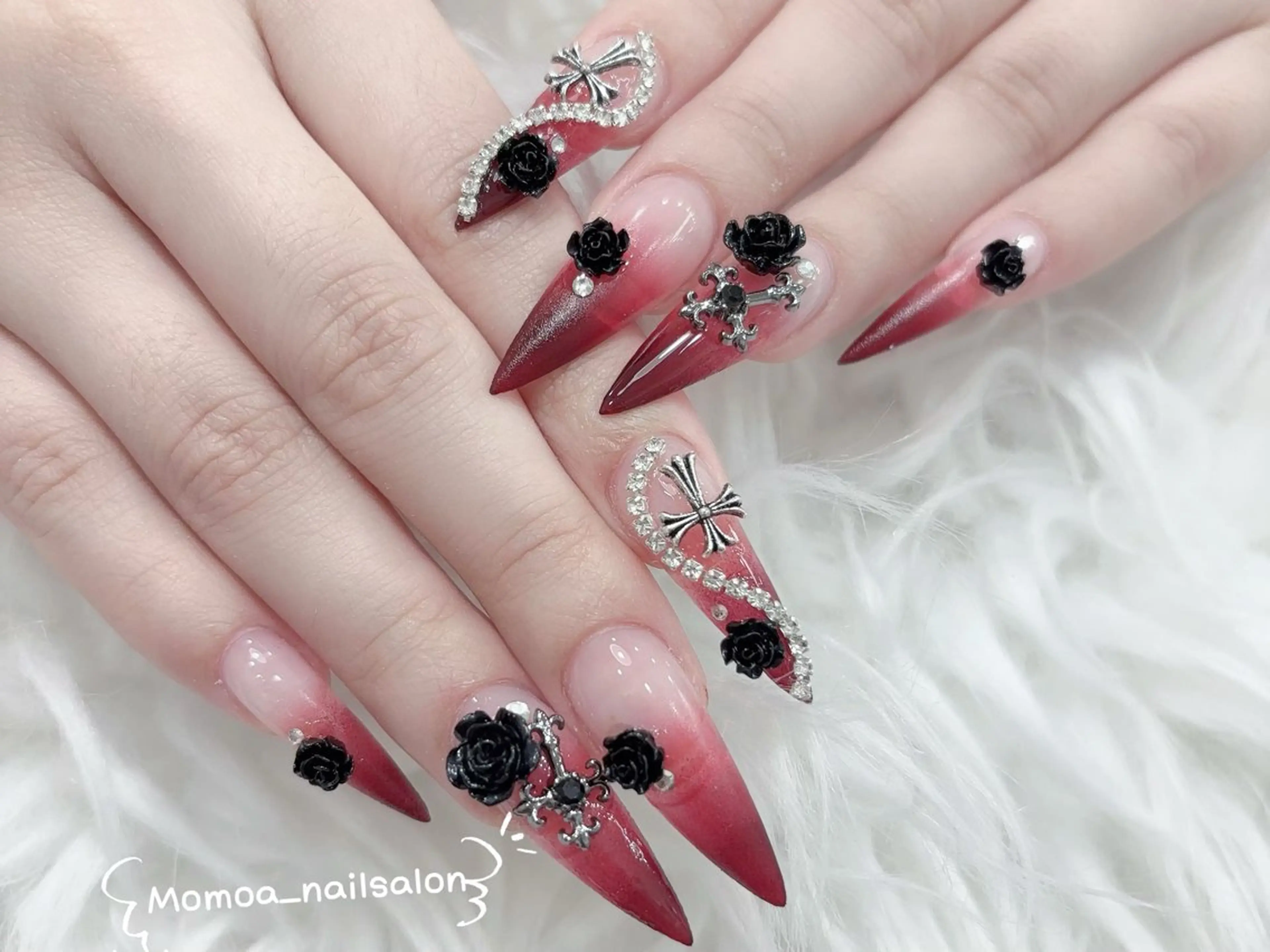 ネイル 成人式 ロングネイル マグネットネイル 大理石ネイル(マーブル) リボン ハンドネイル MoMoA Nail ネイル長さ出し専門店のネイルデザイン