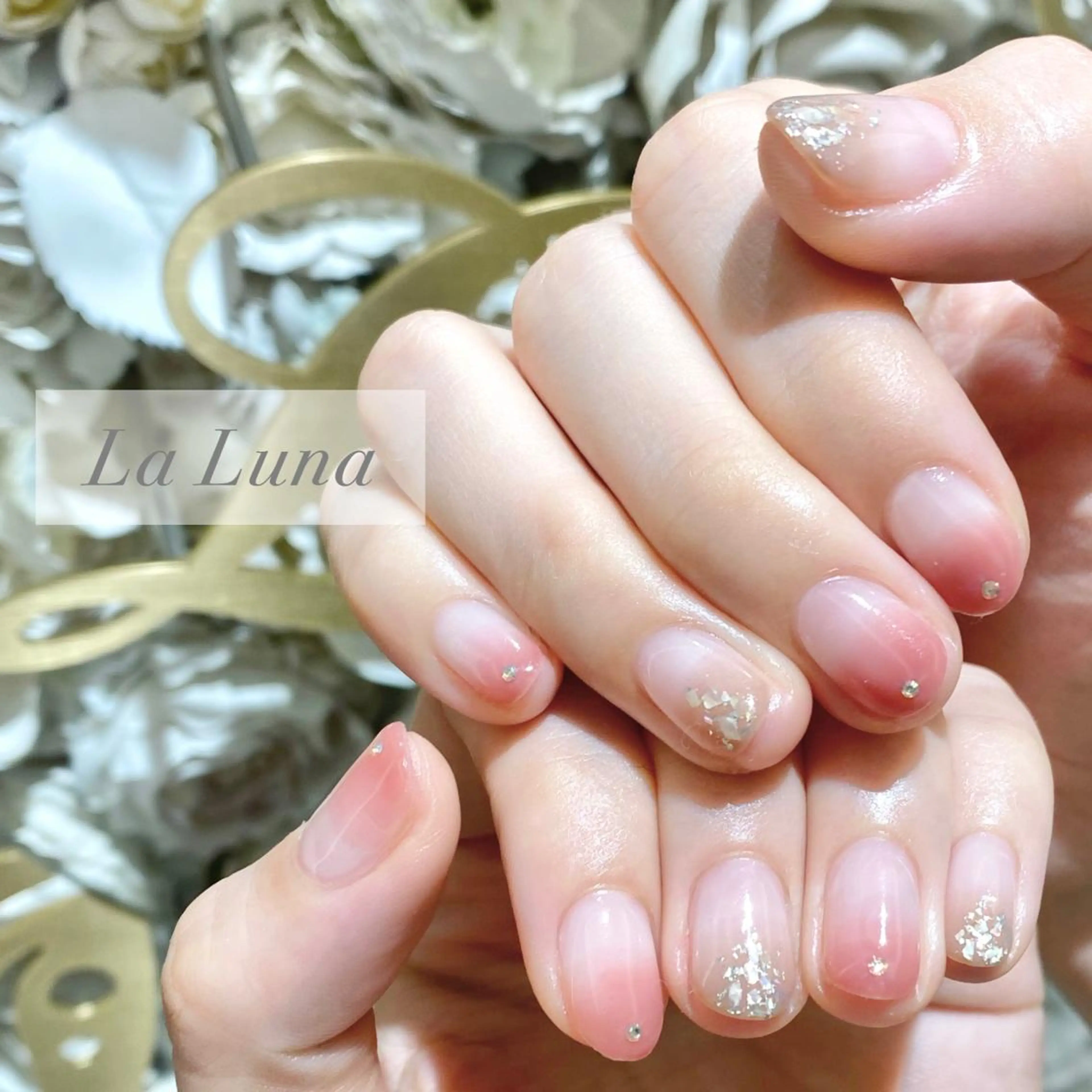 ネイル ラメ(グリッター) ＬａＬｕｎａ🌙 natsukiのネイルデザイン