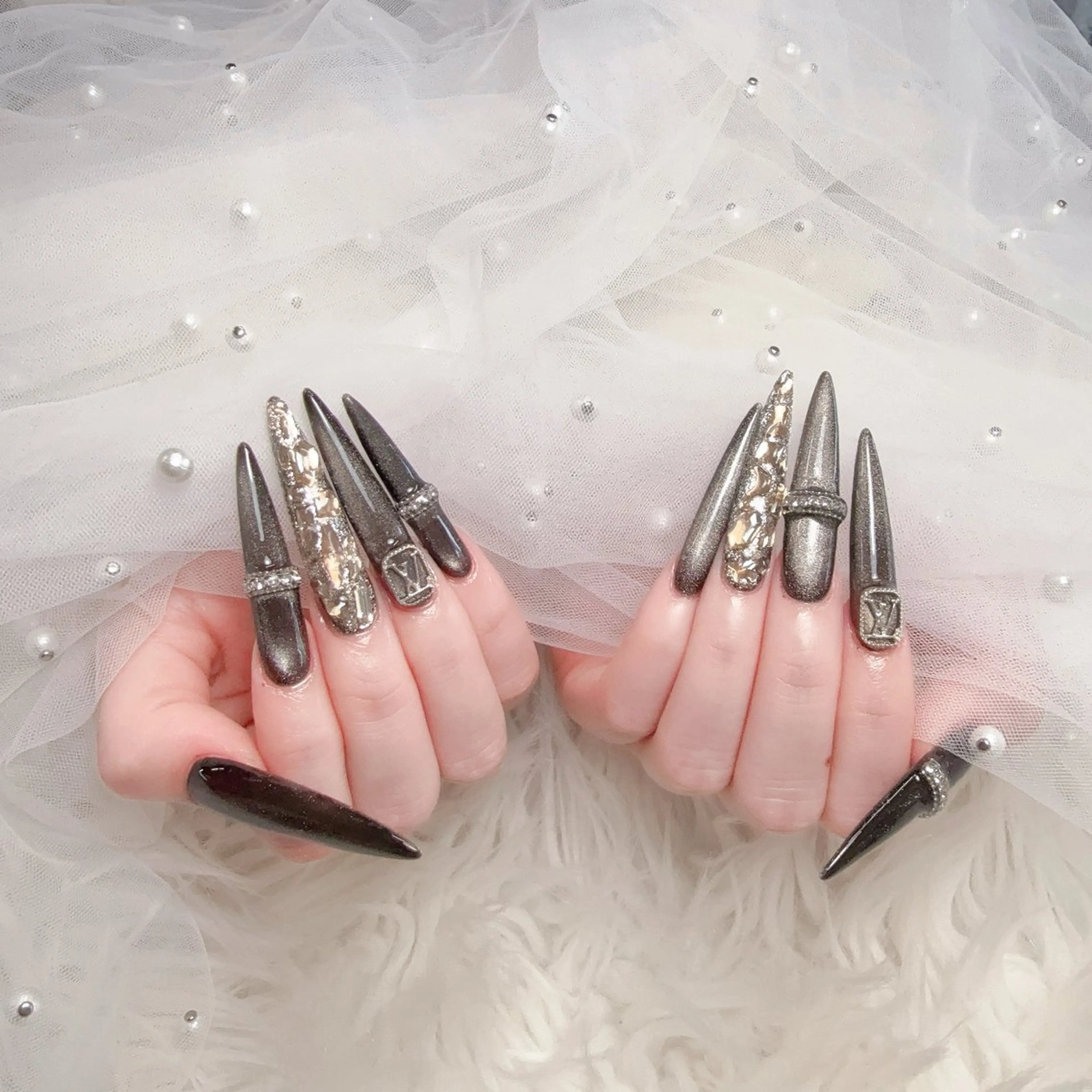 ネイル ENSalon 愛佳のネイルデザイン