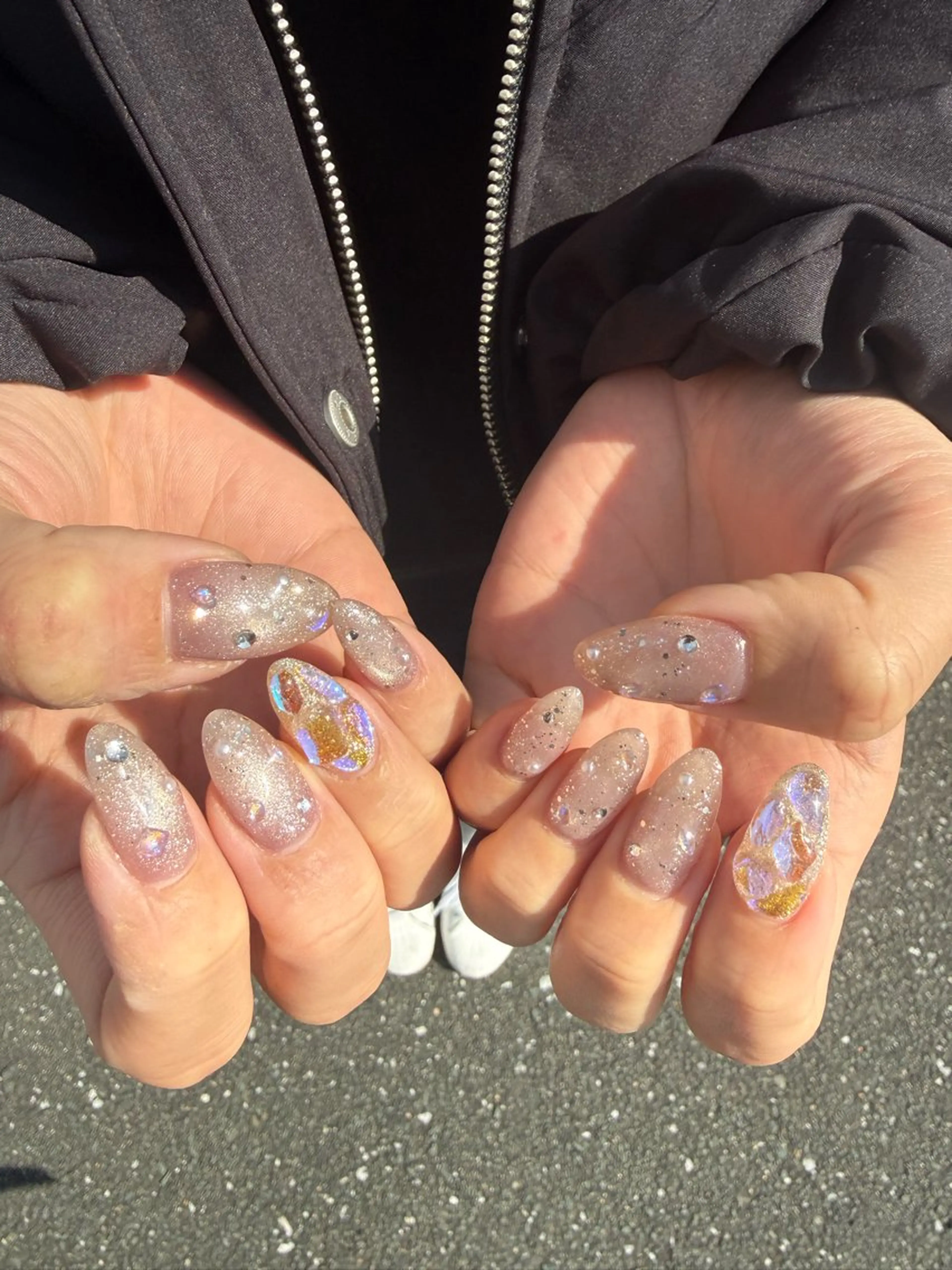 ネイル キラキラネイル 佐々木 彩のネイルデザイン