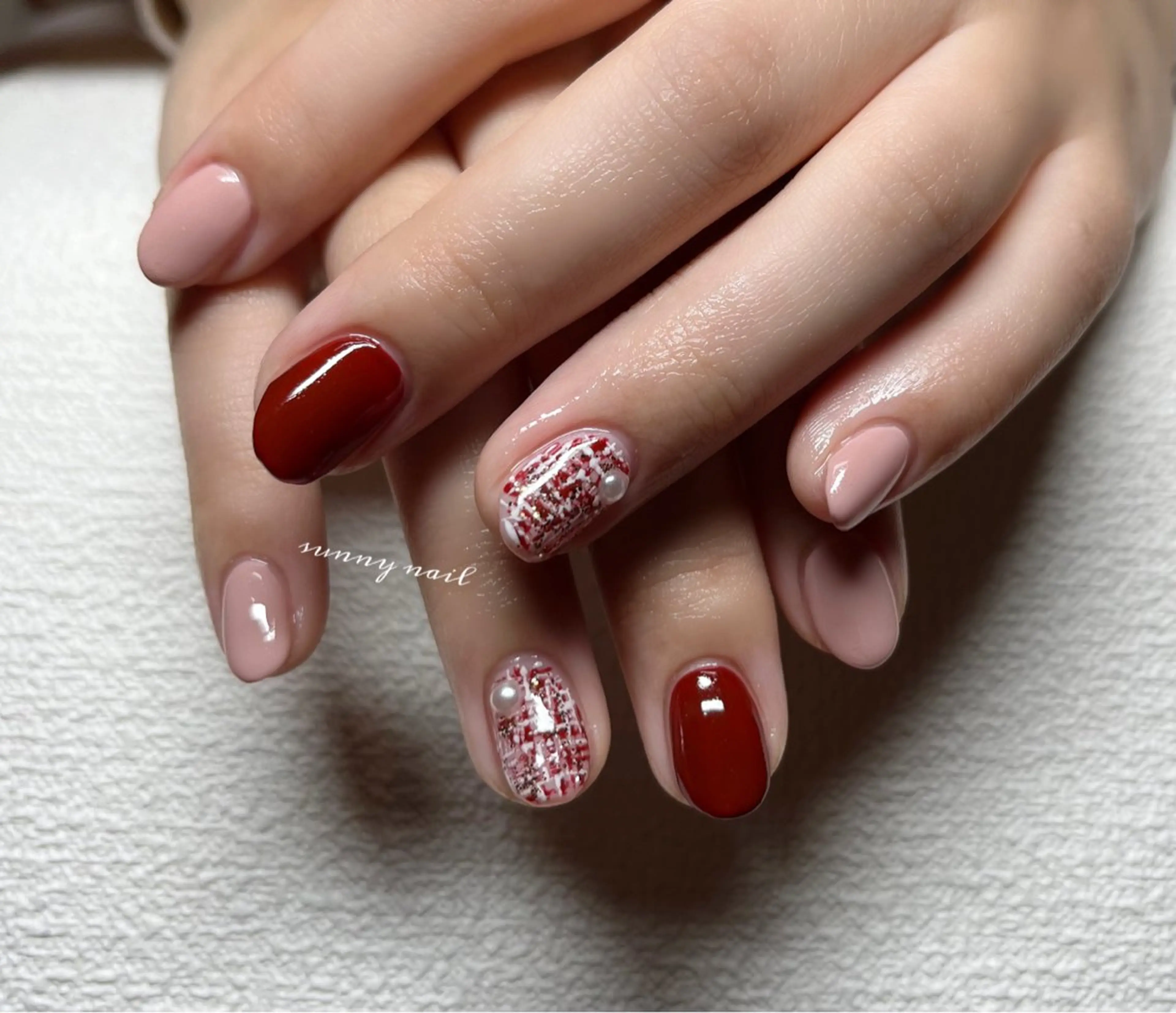 ネイル ボルドー ジェルネイル パラジェル ピンク ツイードネイル sunny nailのネイルデザイン