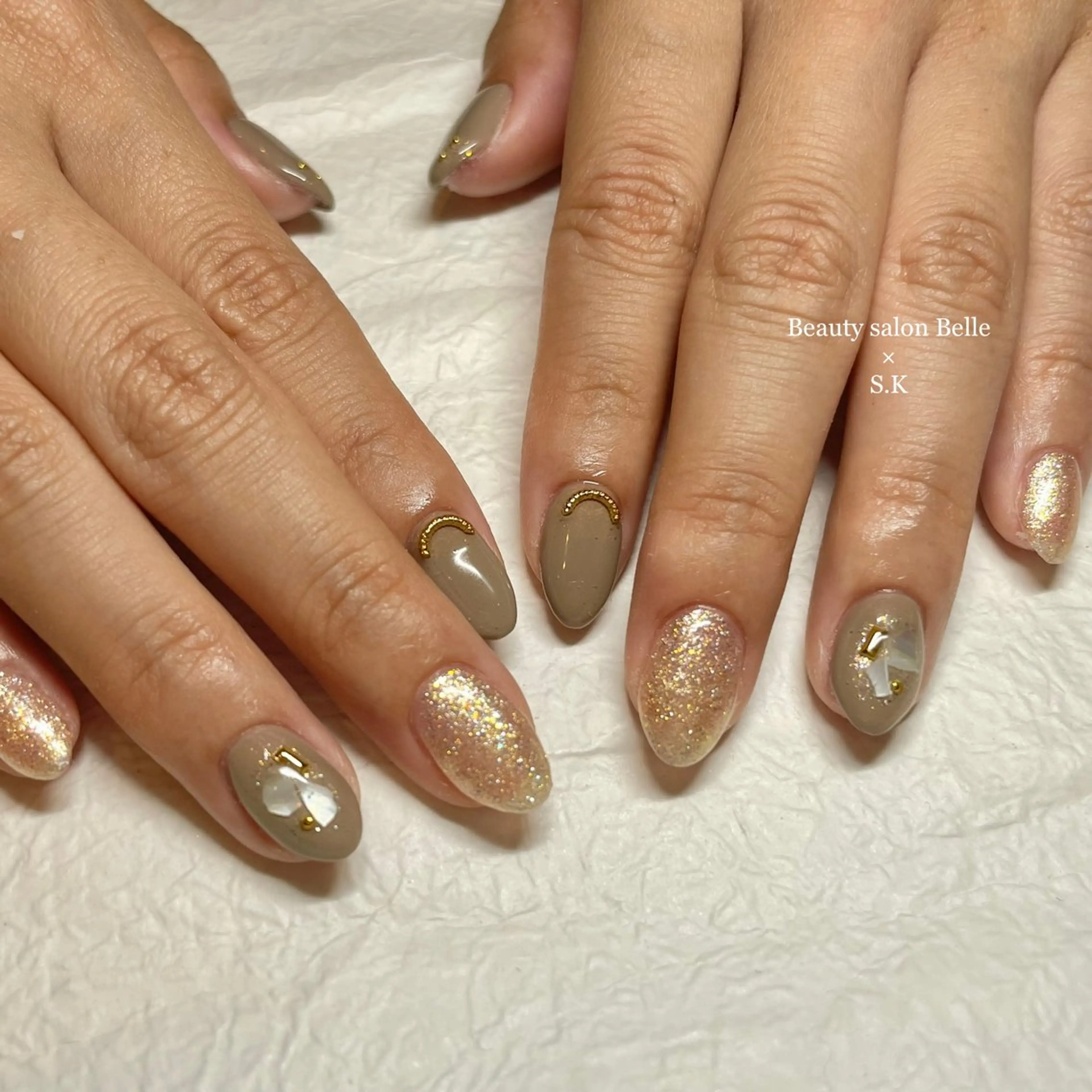 ネイル ラヴィアンローズ所属・S. kurumiのネイルデザイン