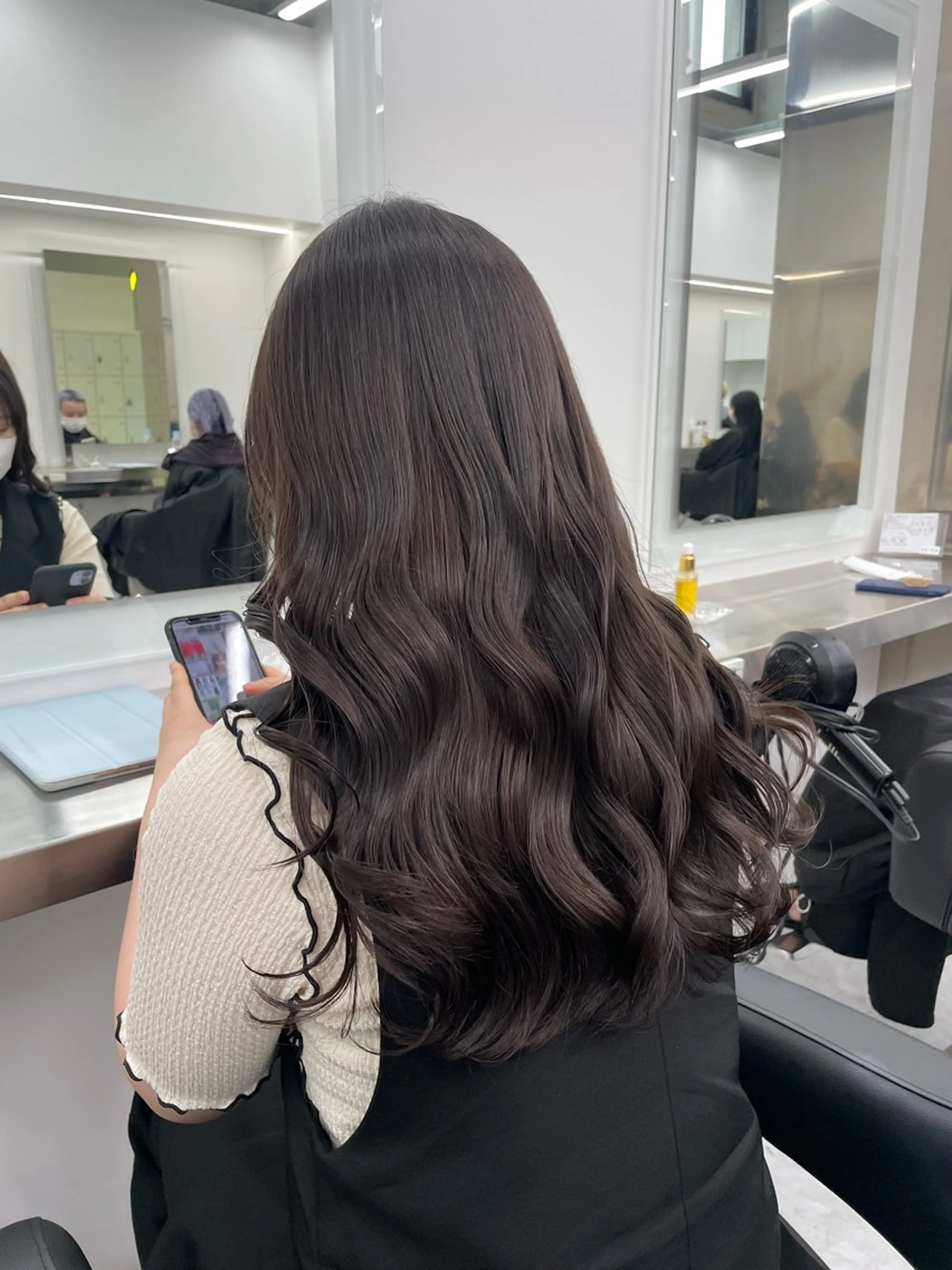 ミディアム カラー ヘアカラー トリートメント ヘッドスパ ヘアセット ブリーチなし🤍透明 感カラー🤍しゅうじのヘアスタイル