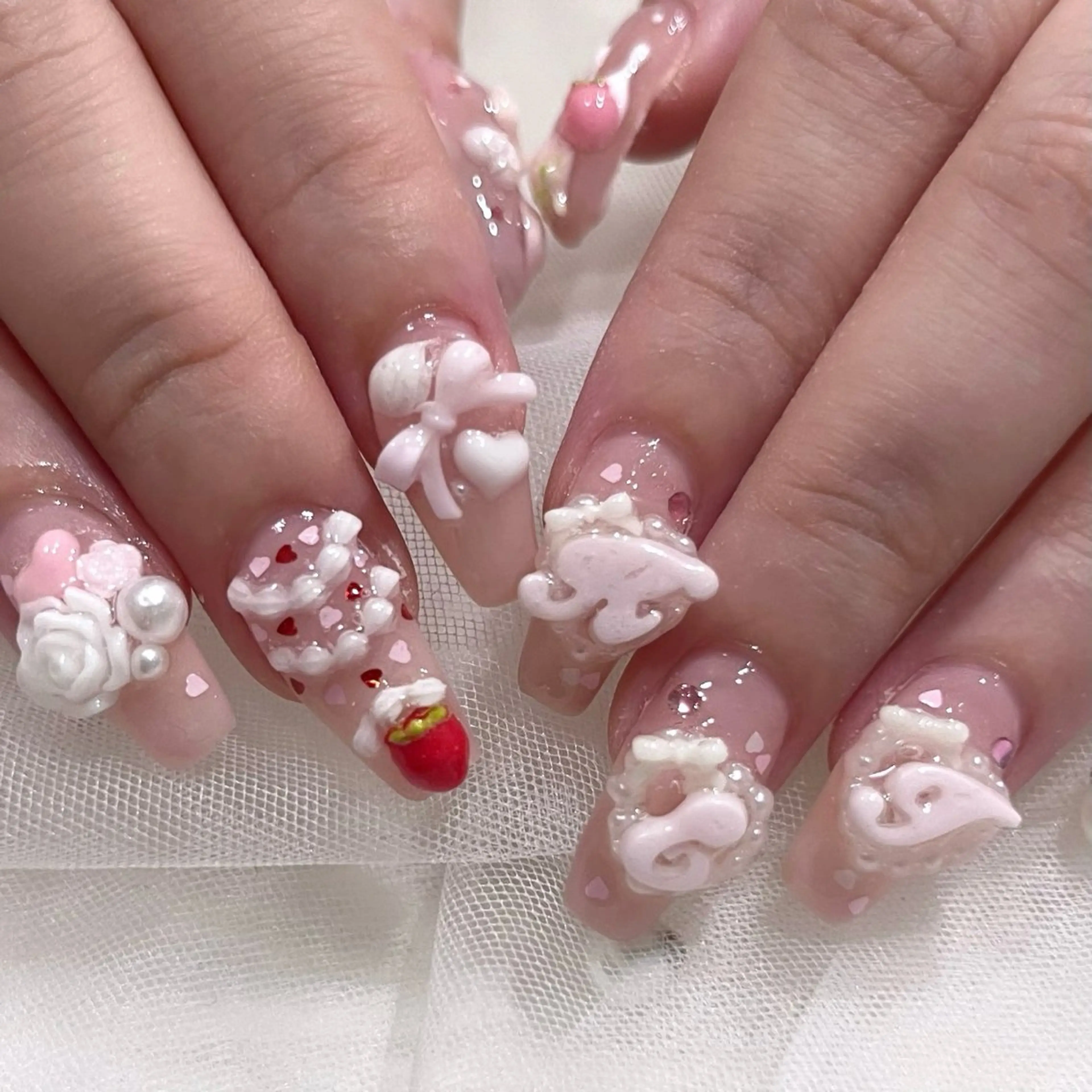 ネイル ハンドネイル 🧁fein. nana🩵のネイルデザイン