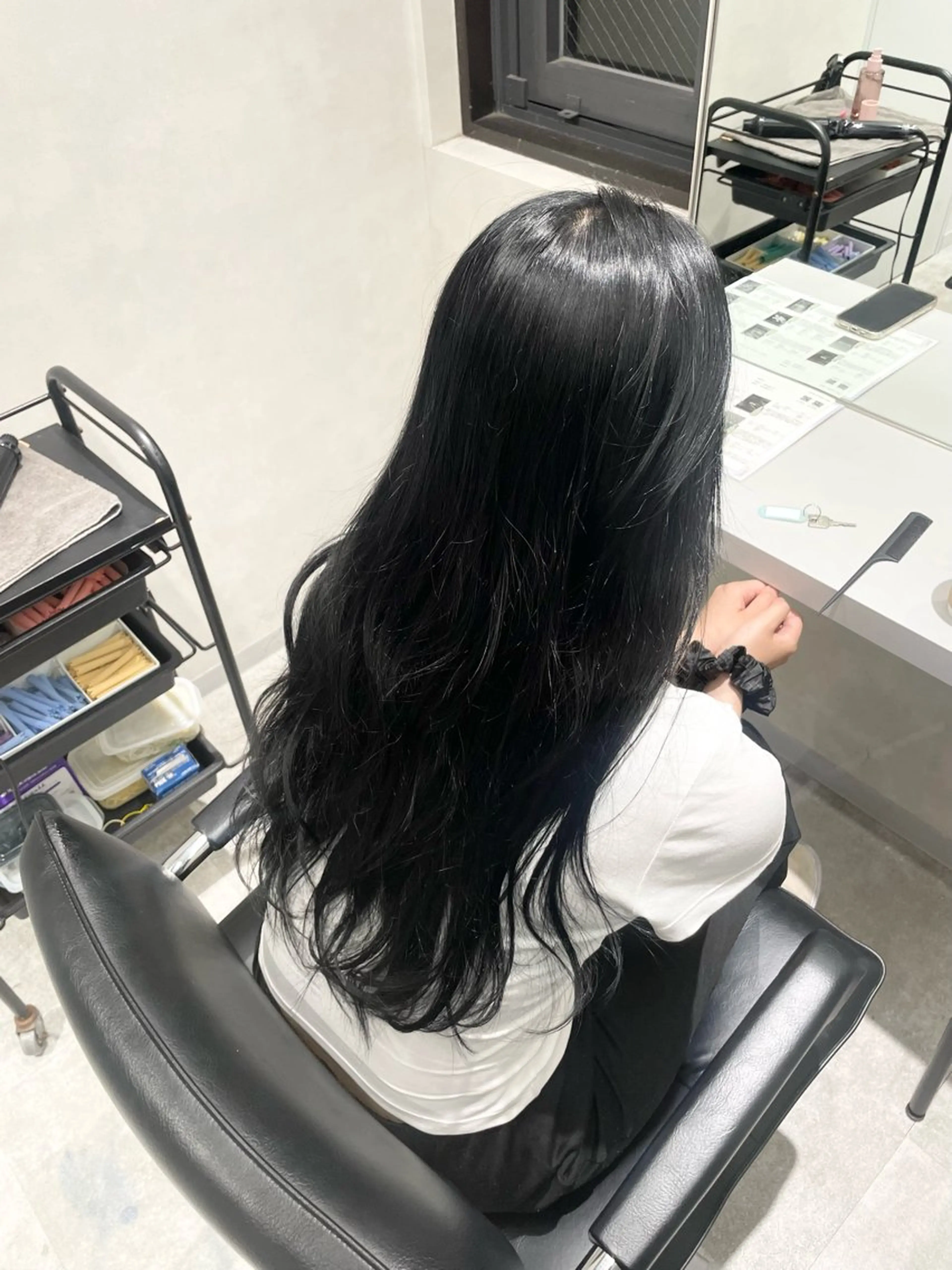 カラー 黒髪 つよし 西梅田 / モデル募集中🍒のヘアスタイル