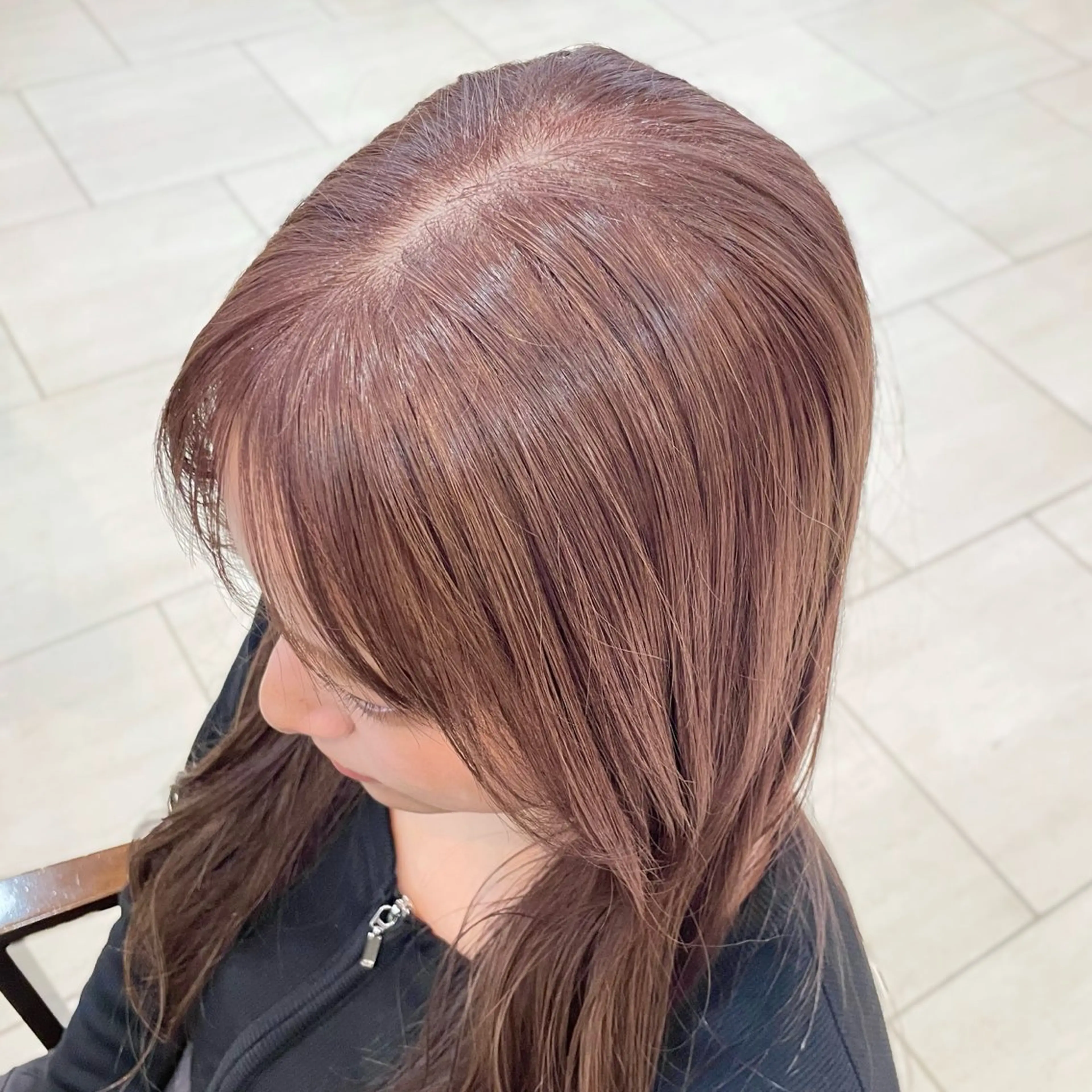 ロング カラー ベージュカラー ブリーチ 透明感カラー ダブルカラー グレージュ 顔まわり/レイヤー/ 透明感/まいな🥨のヘアスタイル