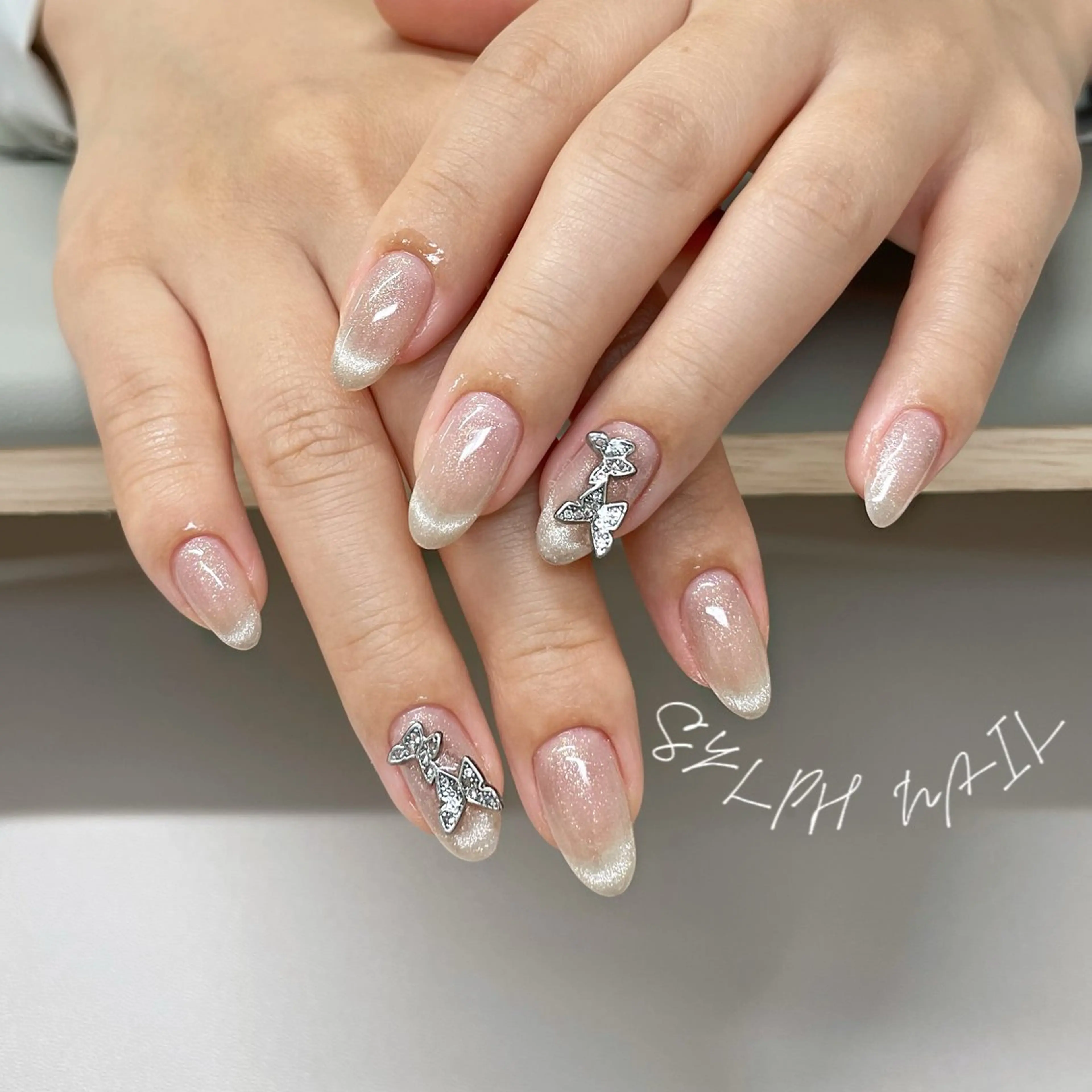 ネイル ハンドネイル Trend Nail シルフのネイルデザイン