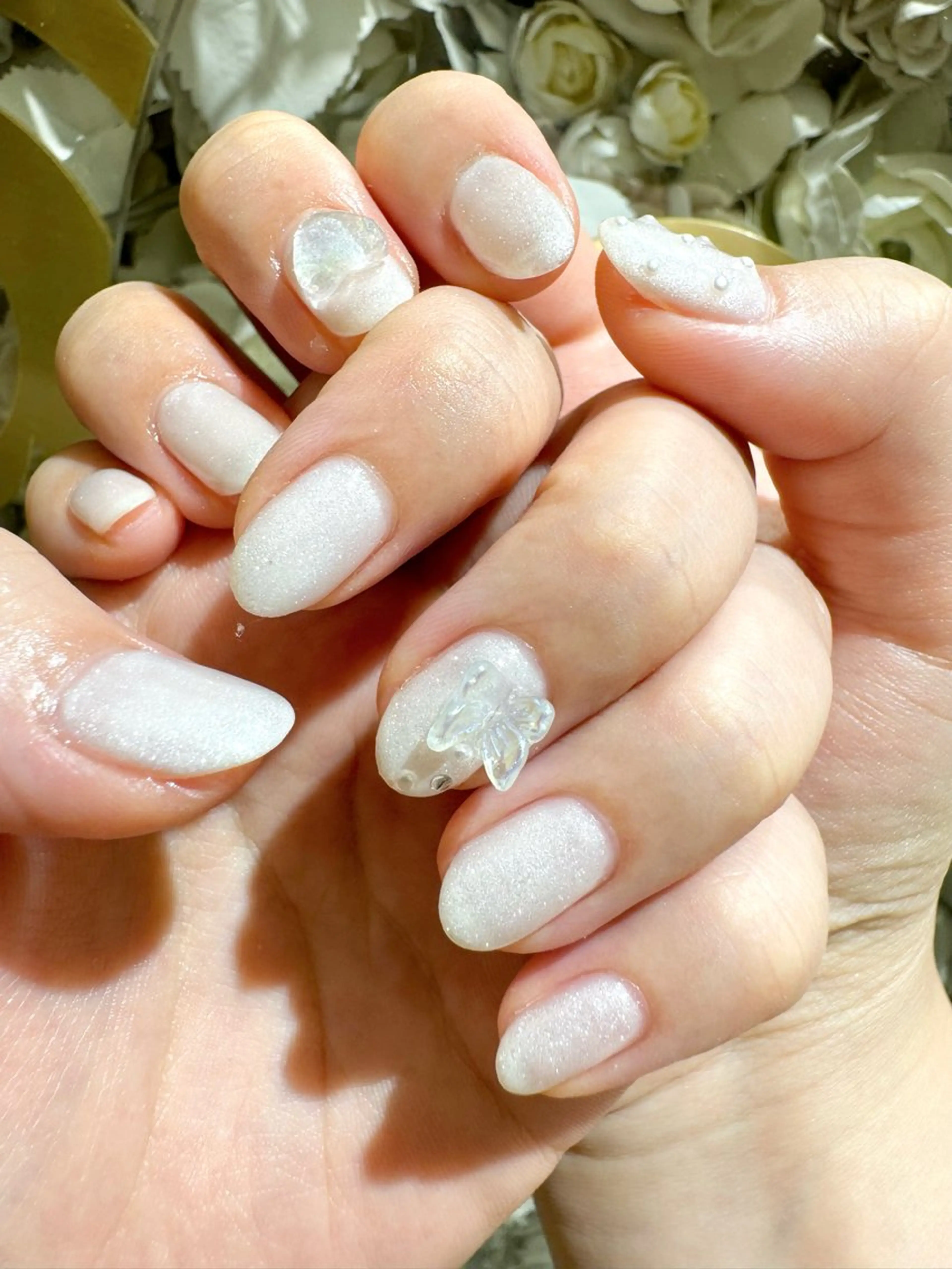 ネイル ラメ(グリッター) ホワイト ハンドネイル La Luna アヤカのネイルデザイン