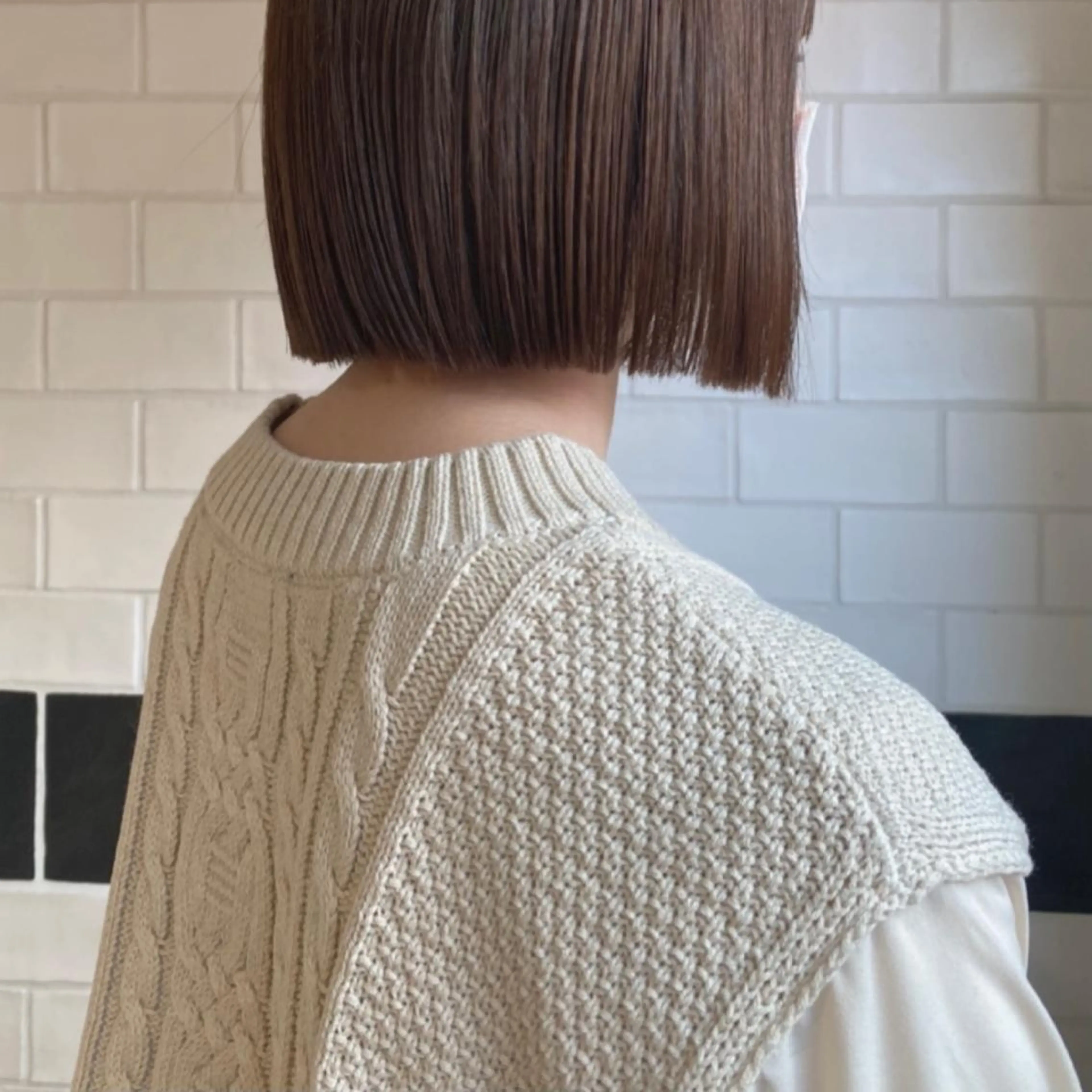 ショート カラー カット 縮毛矯正 io濱川 遥のヘアスタイル