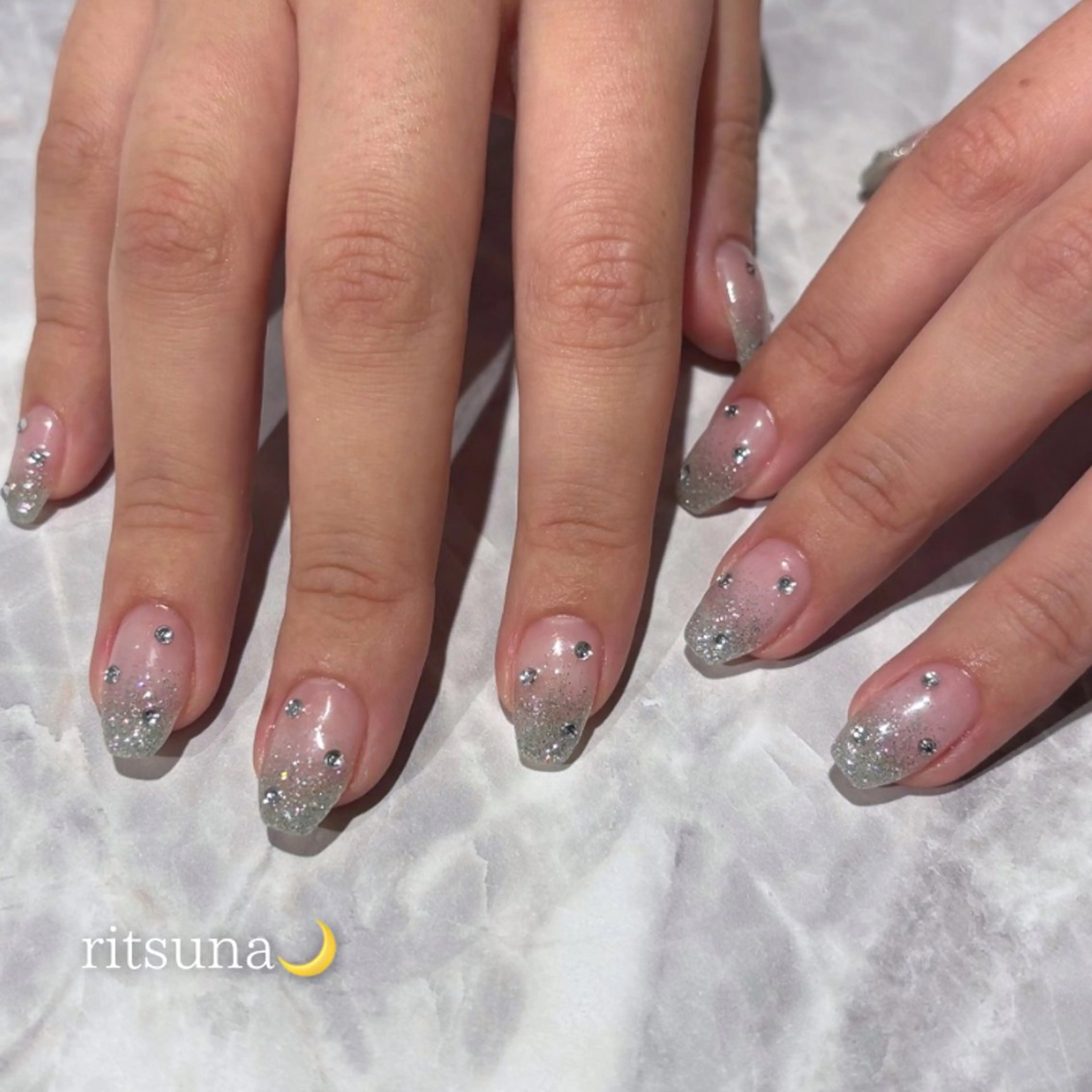 ネイル ハンドネイル ritsuna🌙 nail堺筋本町のネイルデザイン