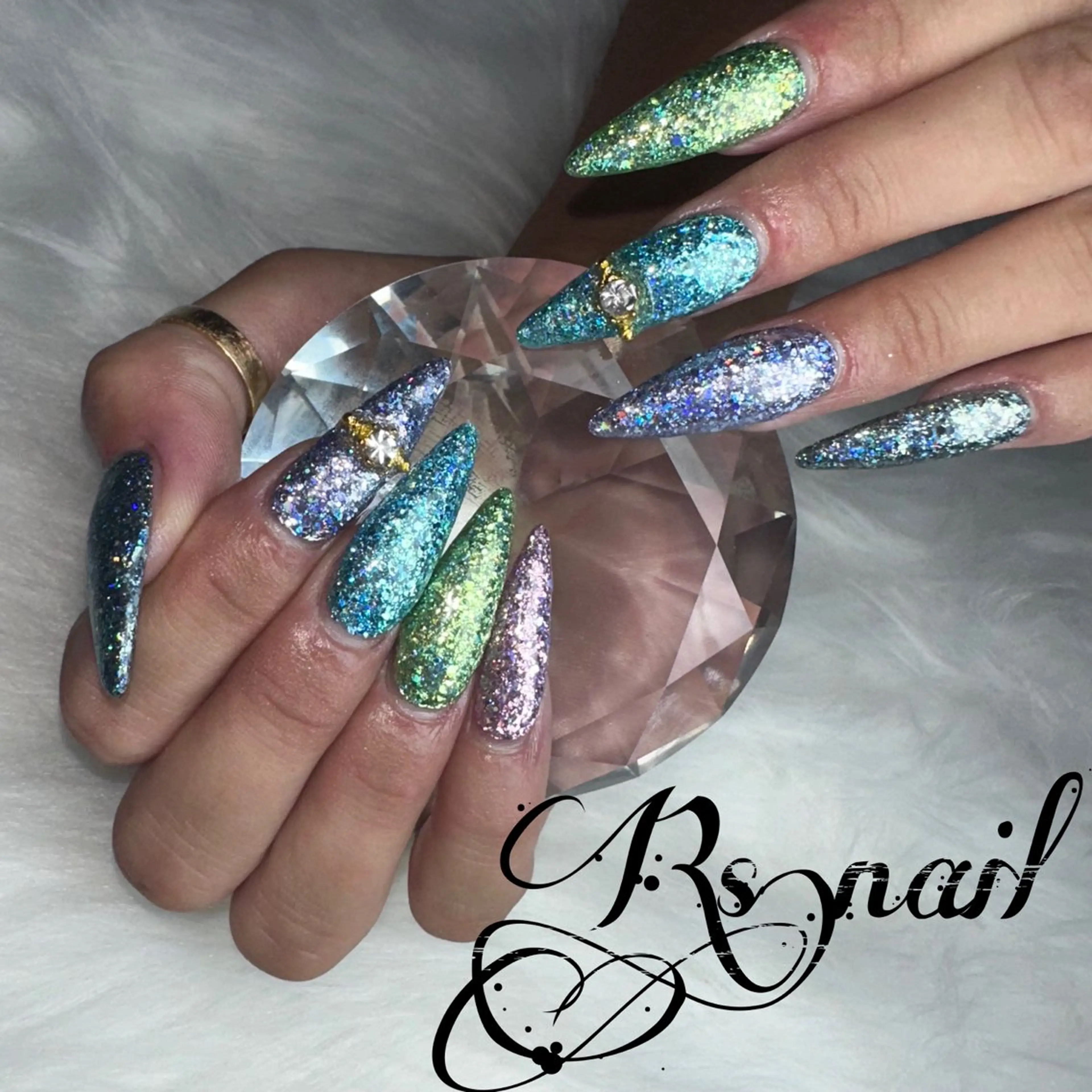 ネイル 加藤 麗華のネイルデザイン