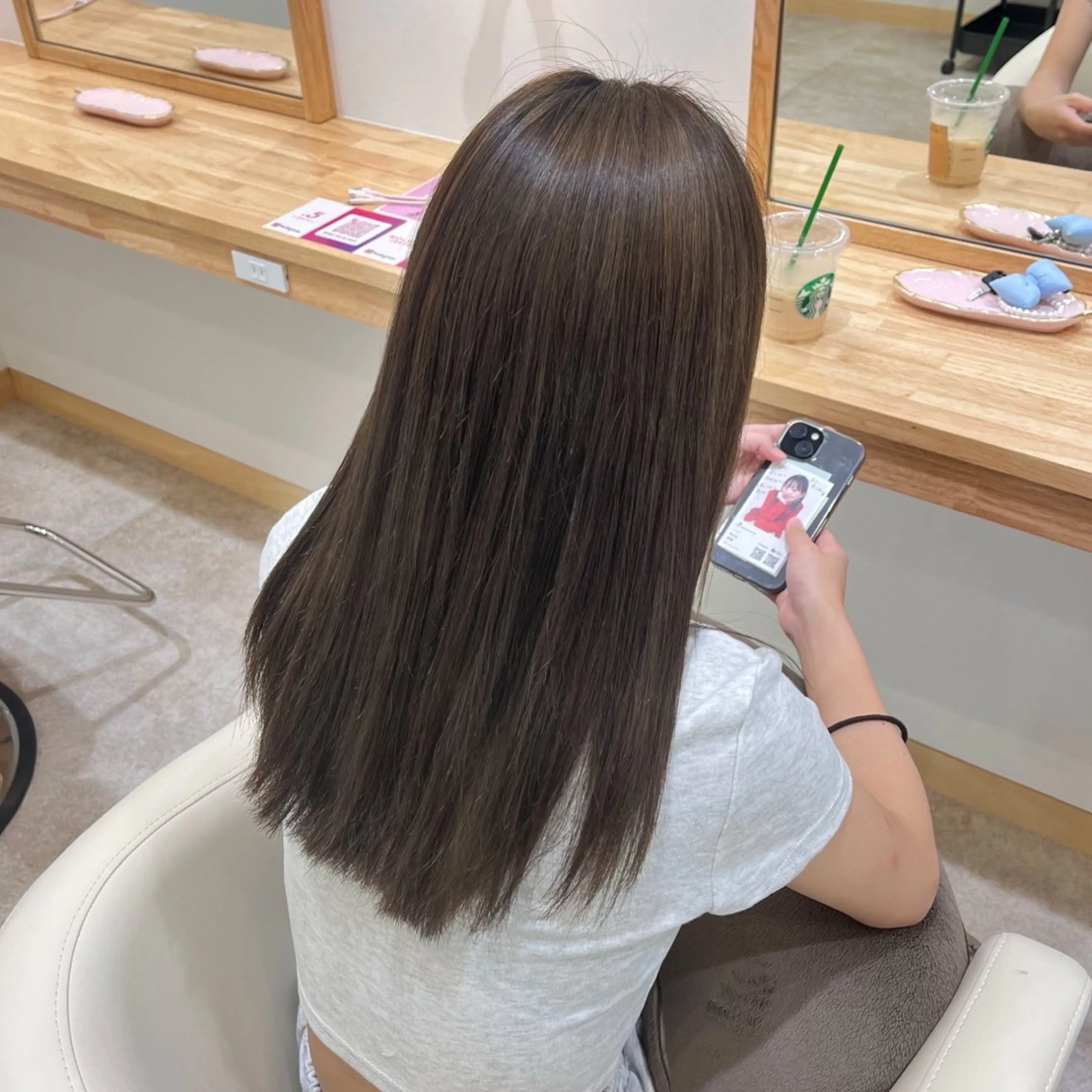 〚2回目の方限定🪄︎︎〛カット➕ケアカラー➕1stepトリートメント🧴✨️の写真