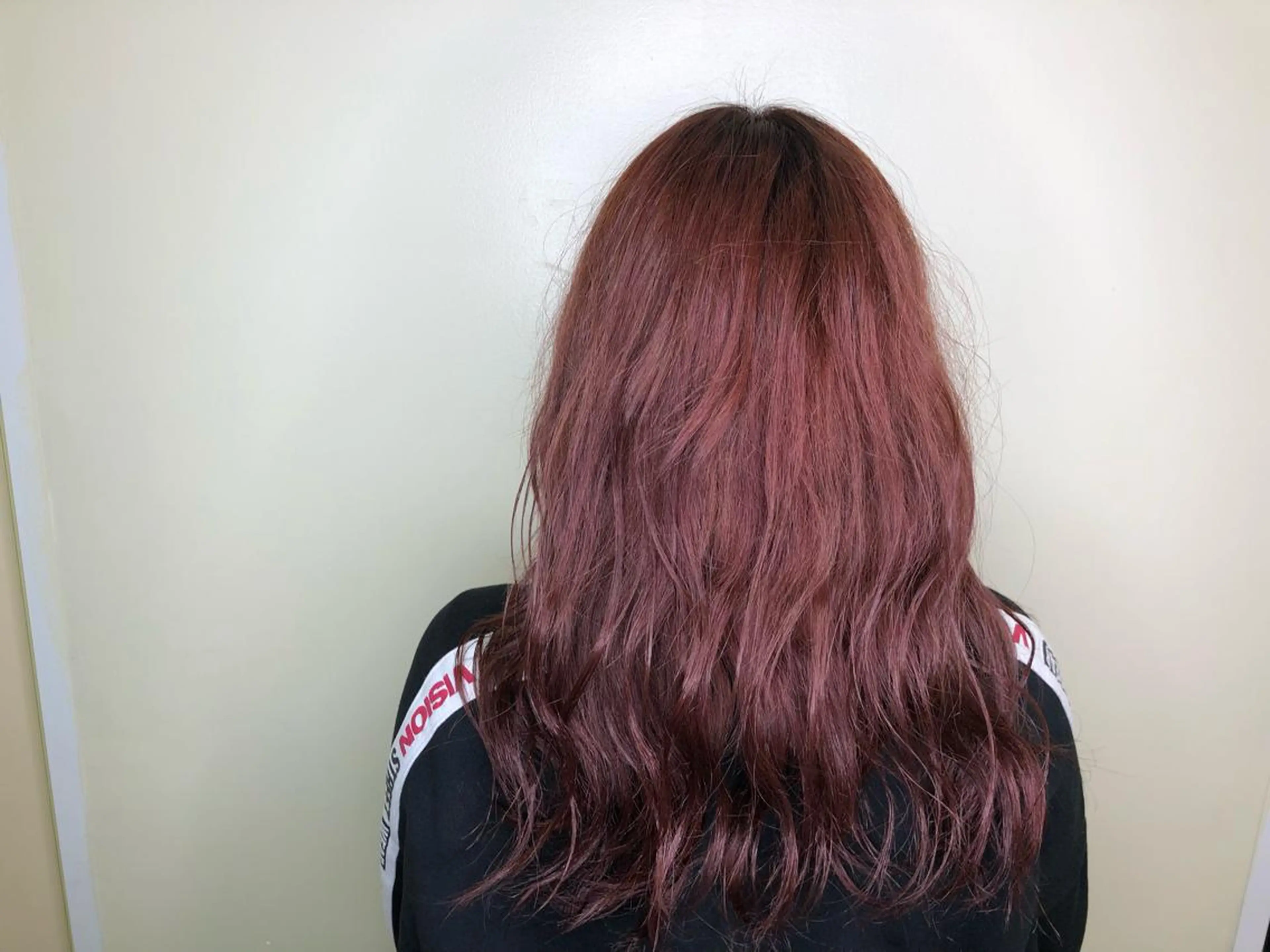 ロング カラー ブラウンカラー ピンクカラー ピンクブラウン Kou所属・💜髪質改善美髪💜 星野清光のヘアスタイル