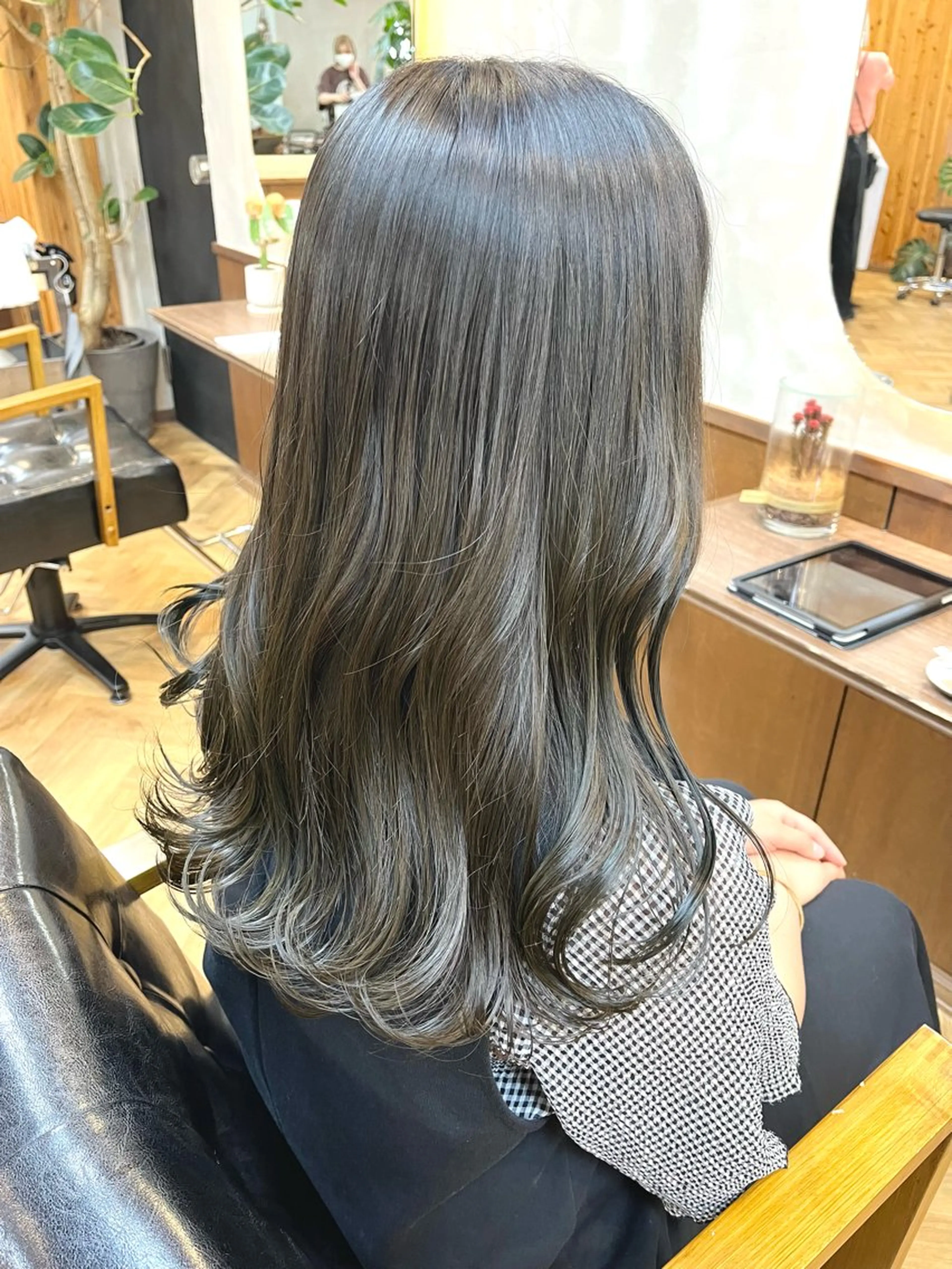 ロング カラー ブリーチ ダブルカラー ブリーチなしカラー カット ヘアカラー 慎太朗/パーマ/ボブ /センターパートのヘアスタイル