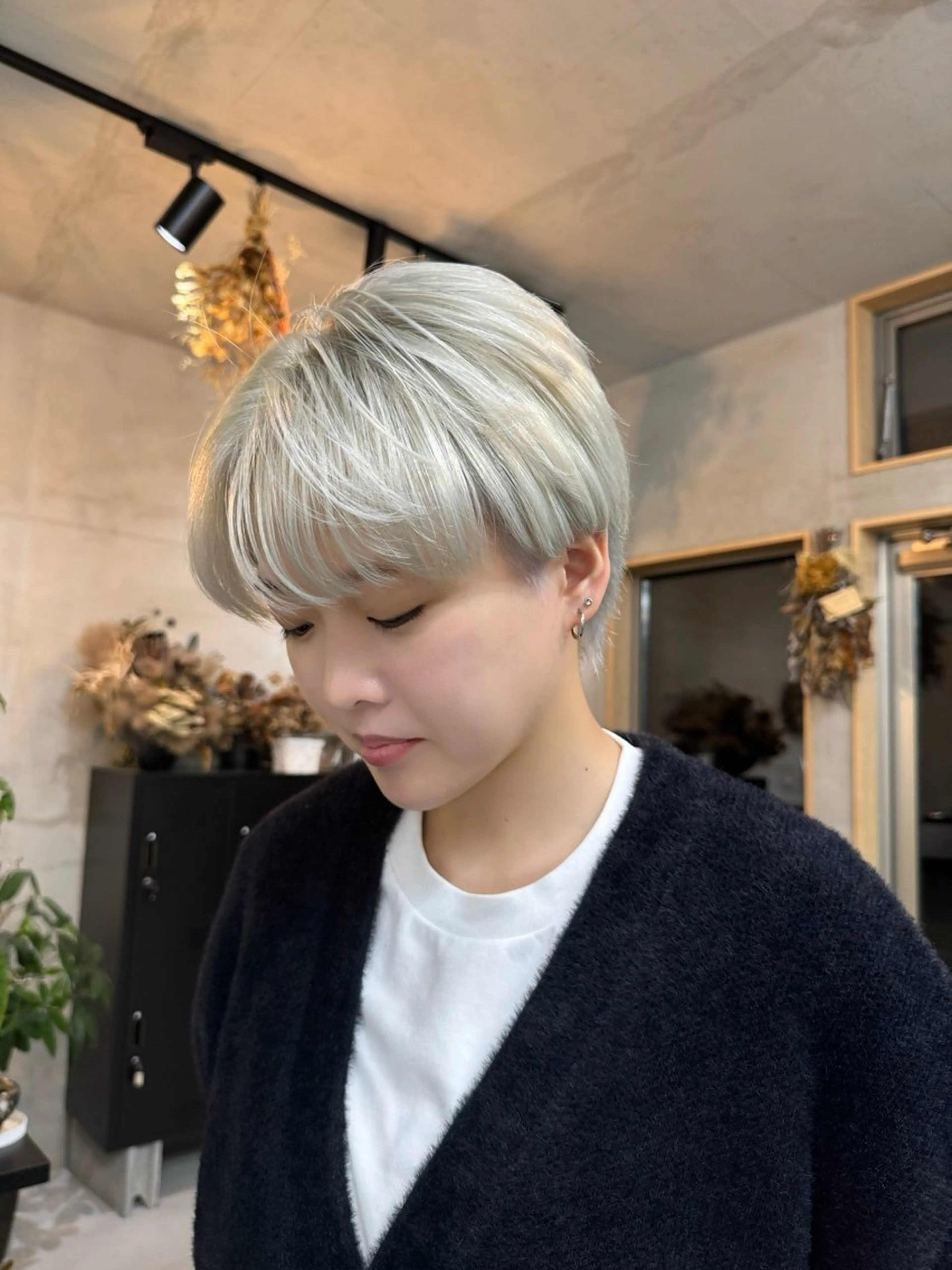 【うる艶ハイトーン💎】ケアダブルカラー+4stepトリートメントの写真