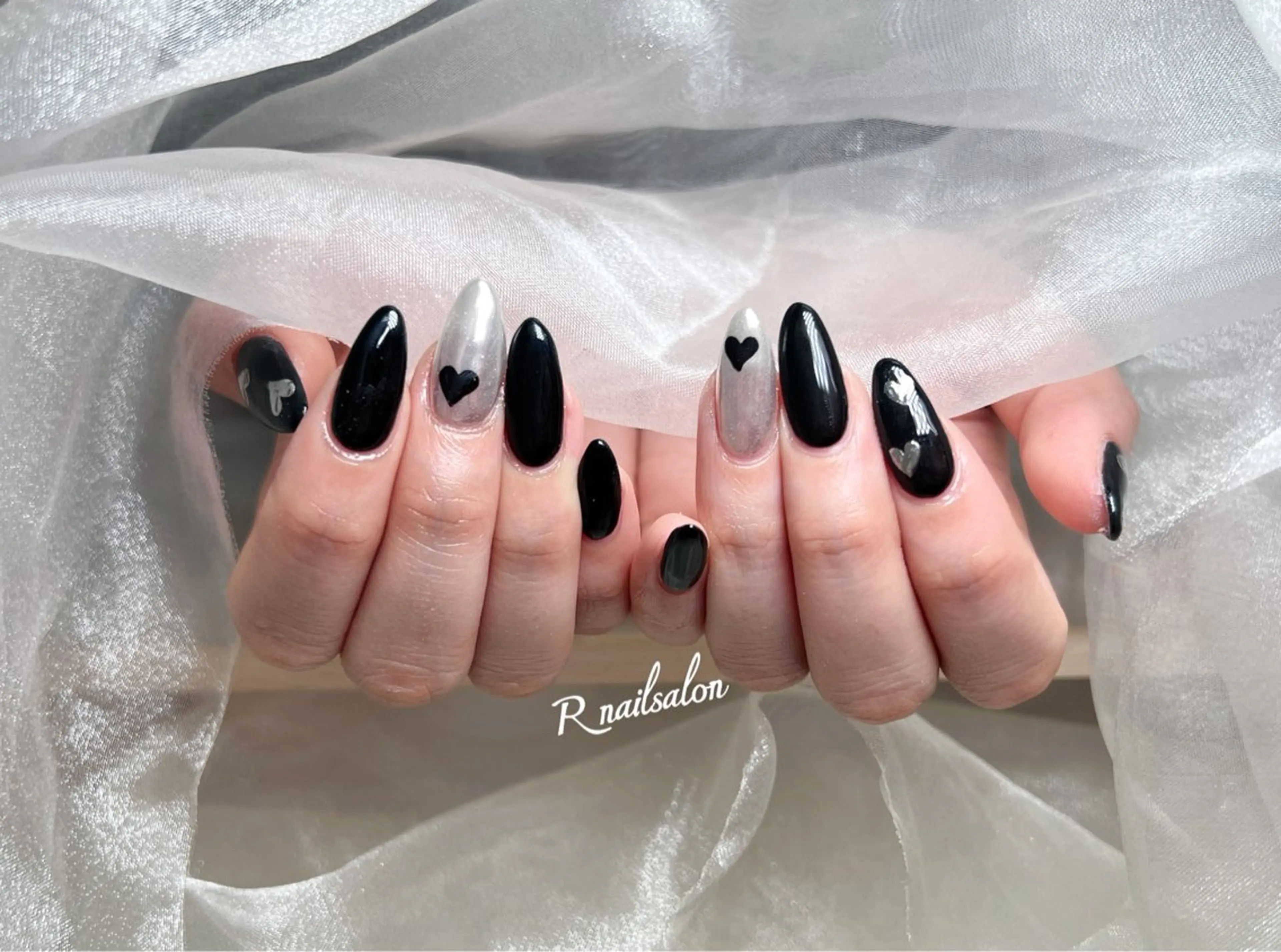 セミロング R NAILSALONのネイルデザイン