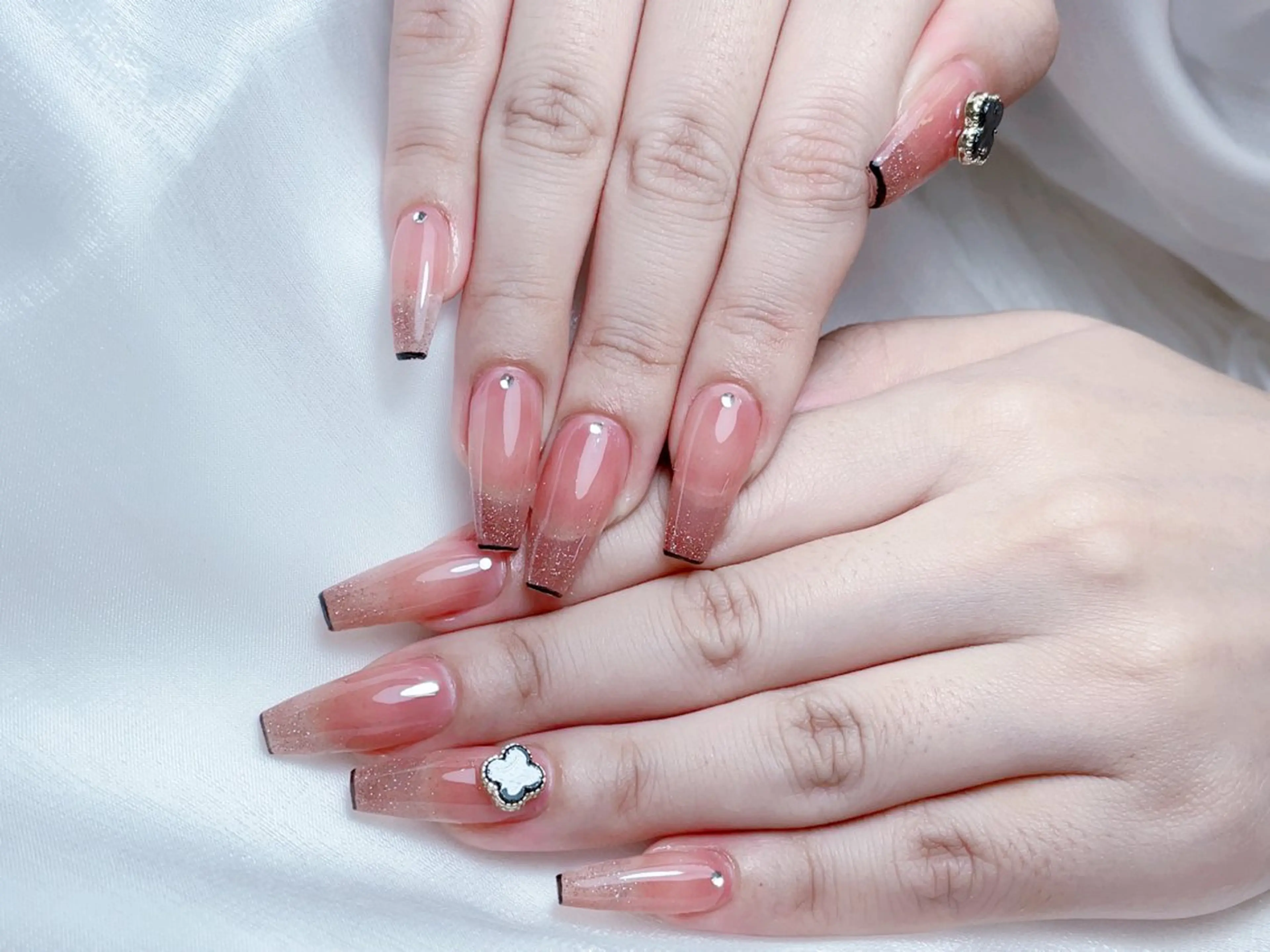 ネイル ハンドネイル M🌷nail 長さだし専門店のネイルデザイン