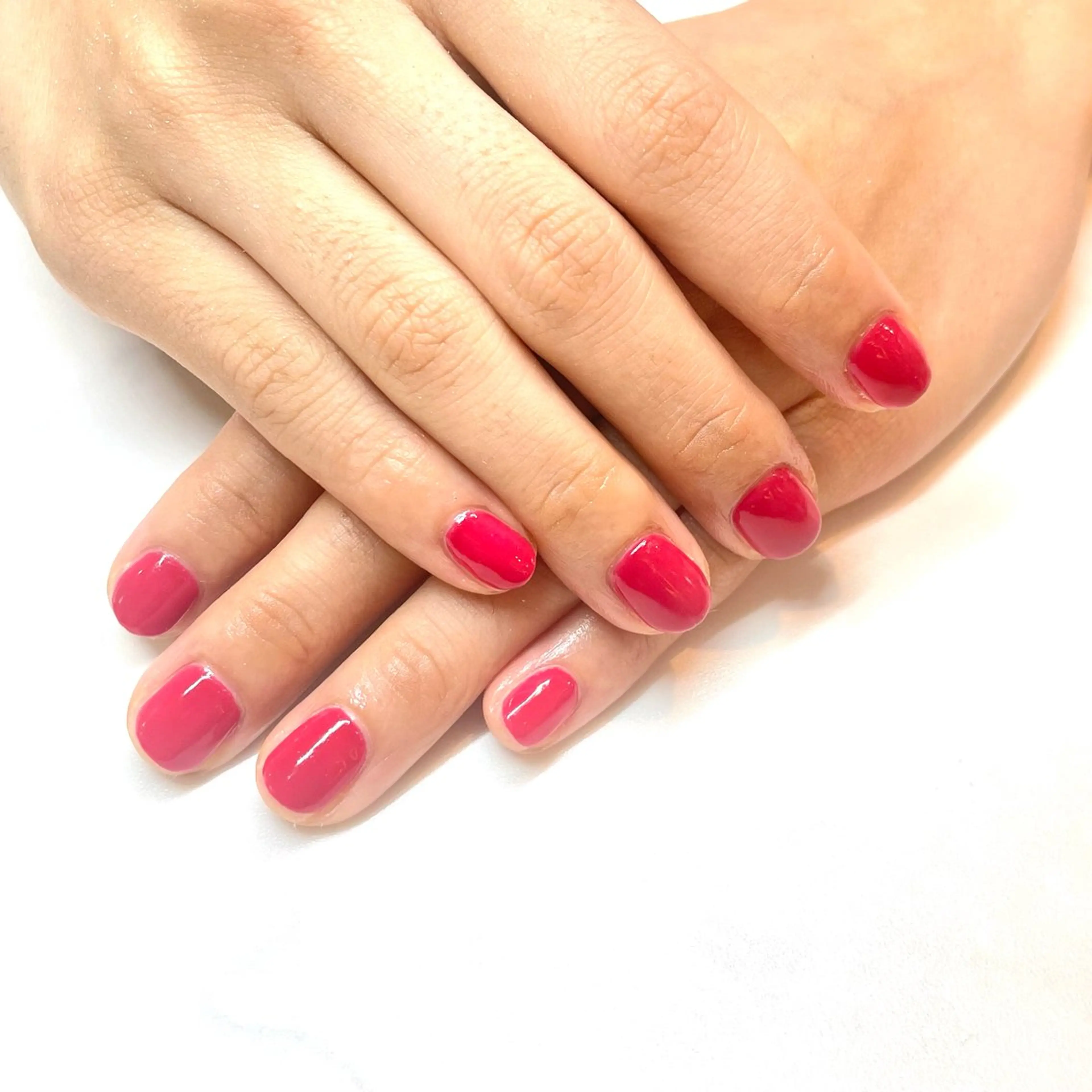 ネイル 赤色 YUZUME 月島店のネイルデザイン