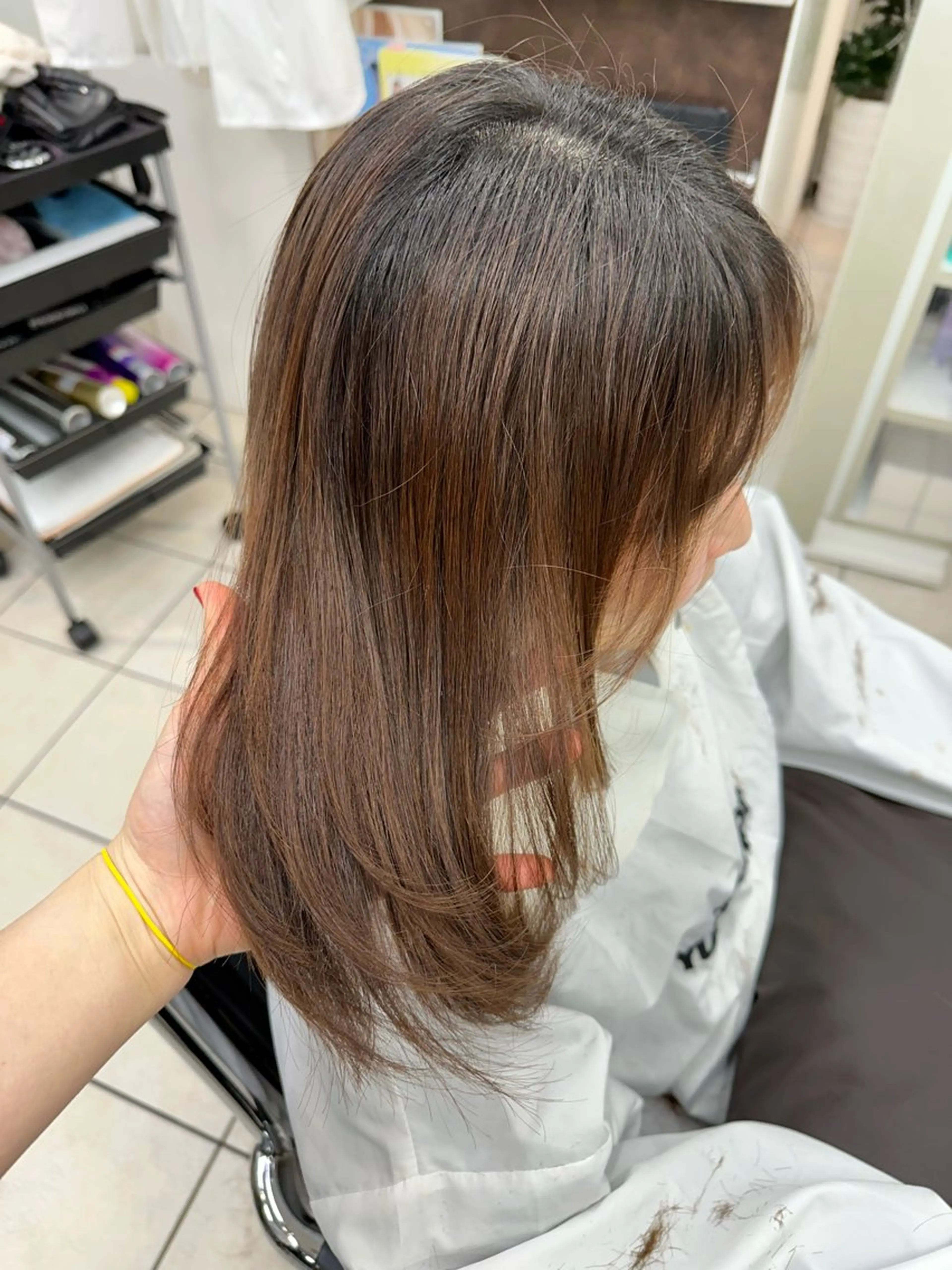 ミディアム TONI&GUY   EBISU所属・星野 菜月のヘアスタイル