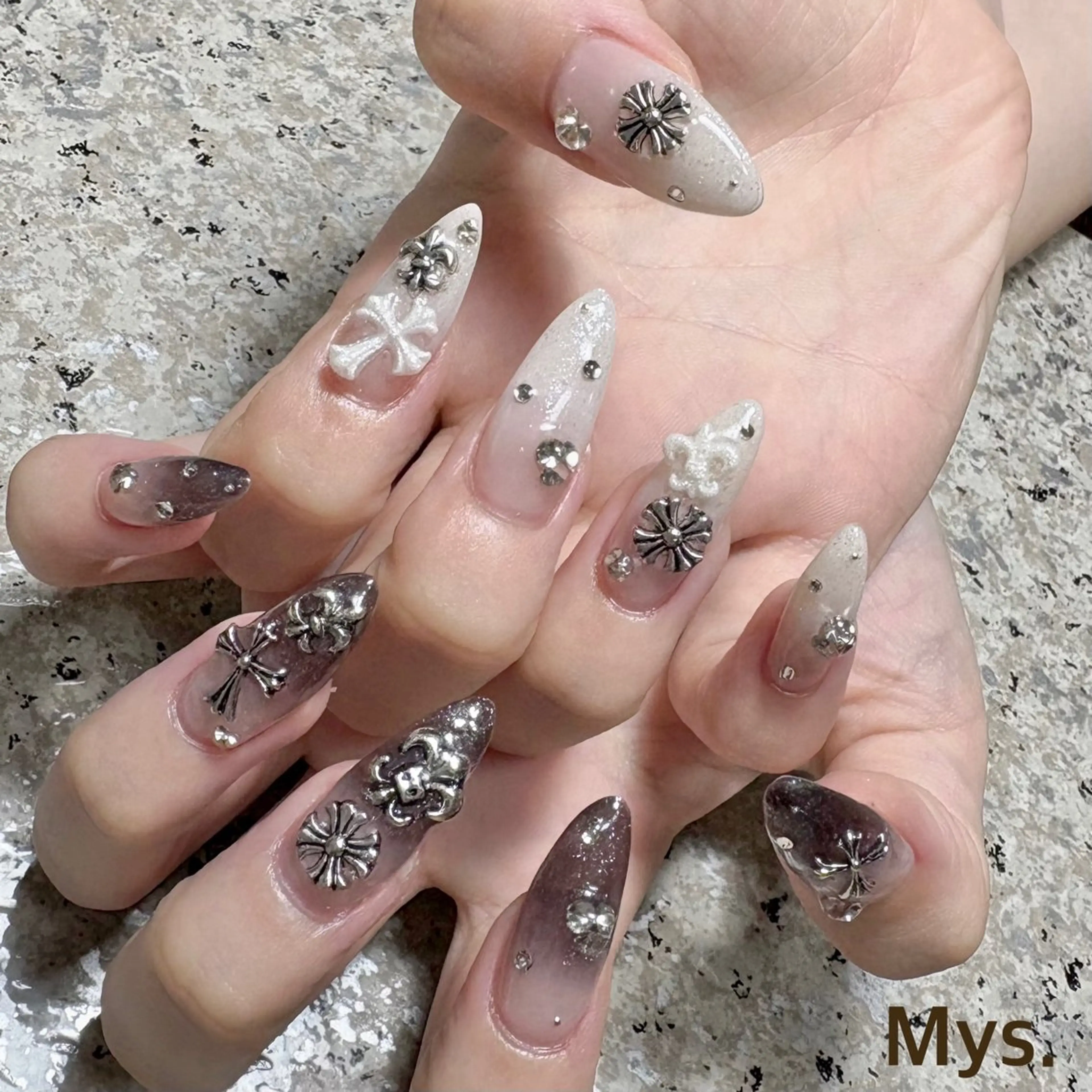 ネイル ハンドネイル Mys. 三上紗紀のネイルデザイン