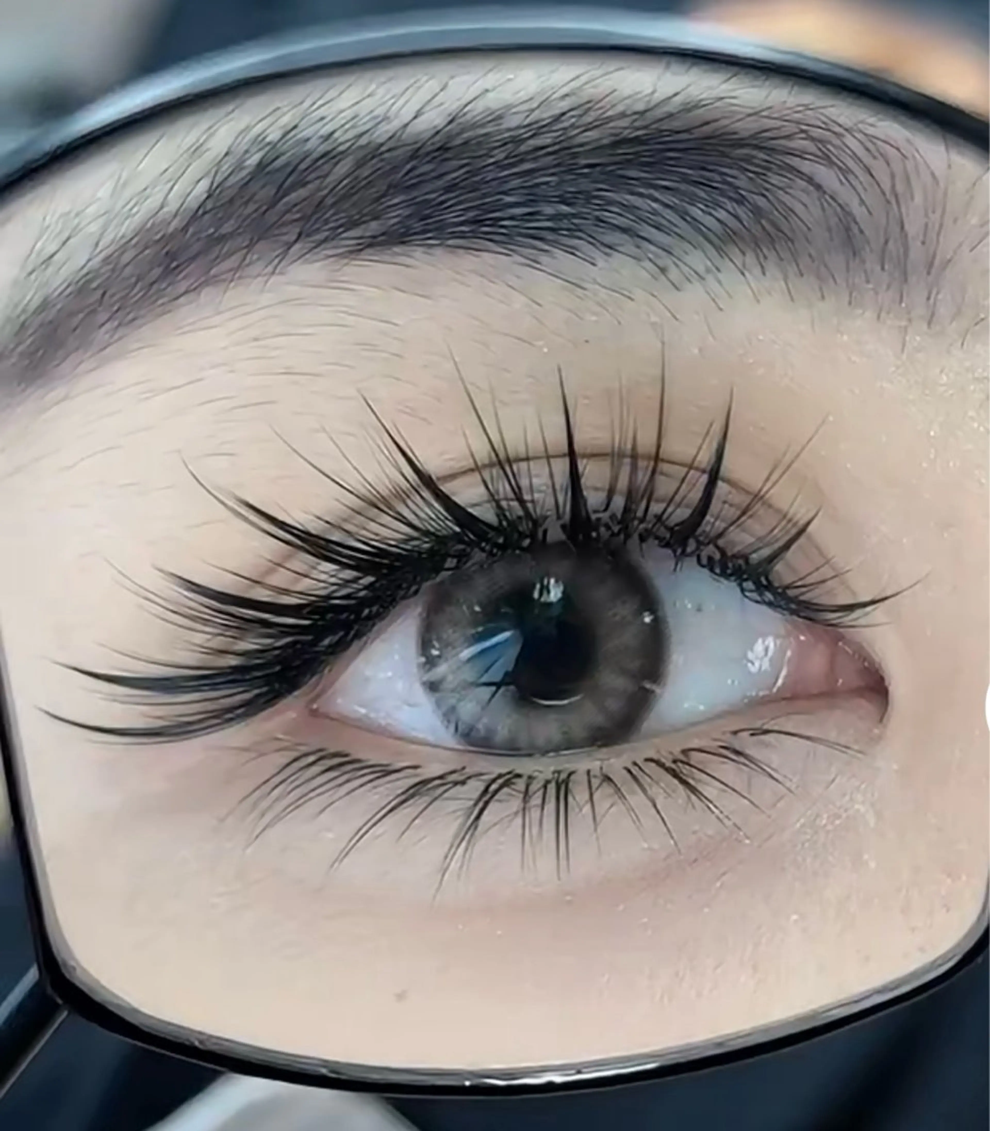 マツエク・マツパ 束感まつ毛 カラーマツエク フラットラッシュ パリジェンヌラッシュリフト まつげパーマ ミユ 横浜のマツエク・マツパデザイン