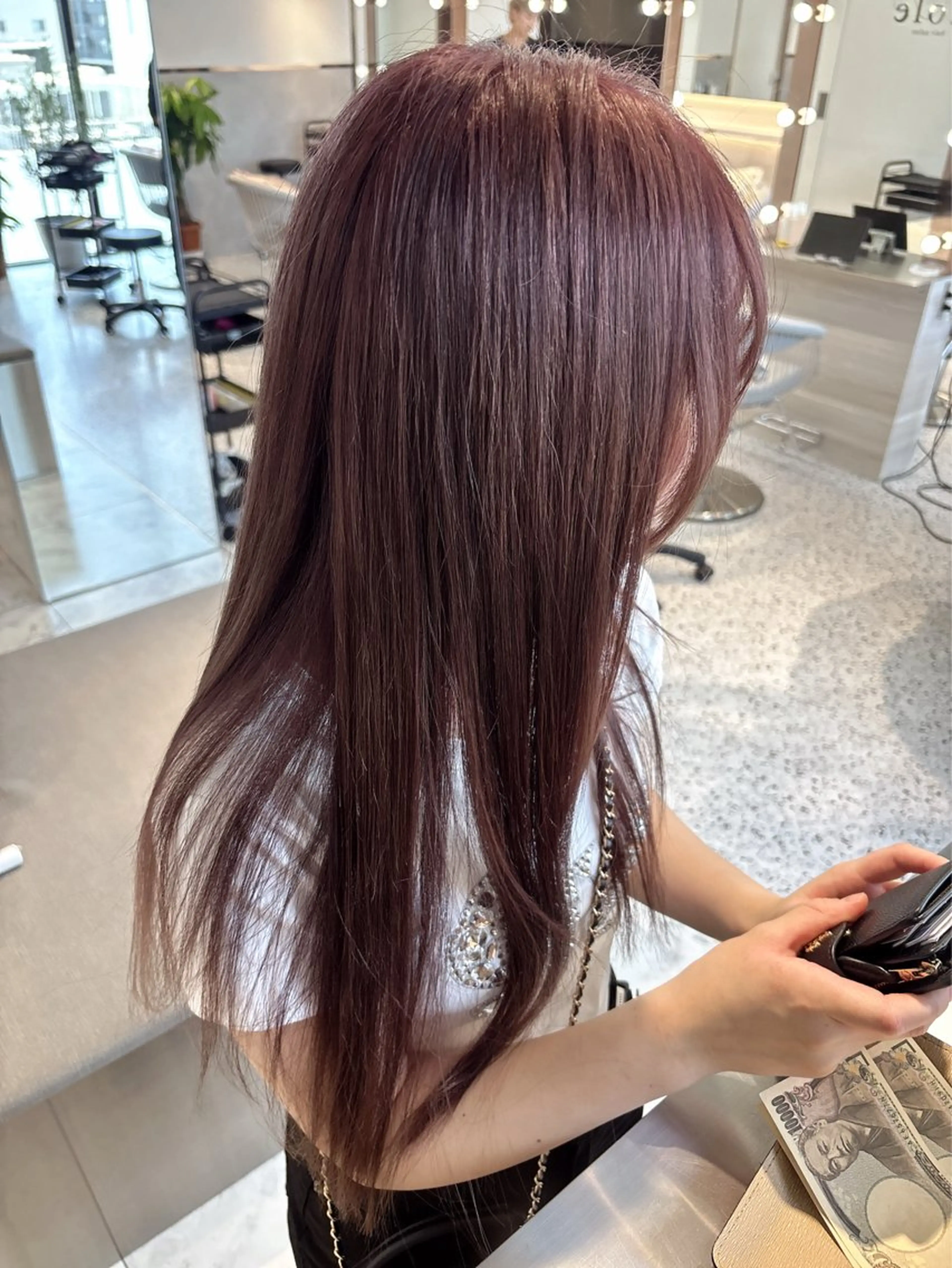 カラー ブリーチ ボブ ヘアカラー rina／ベージュ ワンホン/韓国ヘアのヘアスタイル