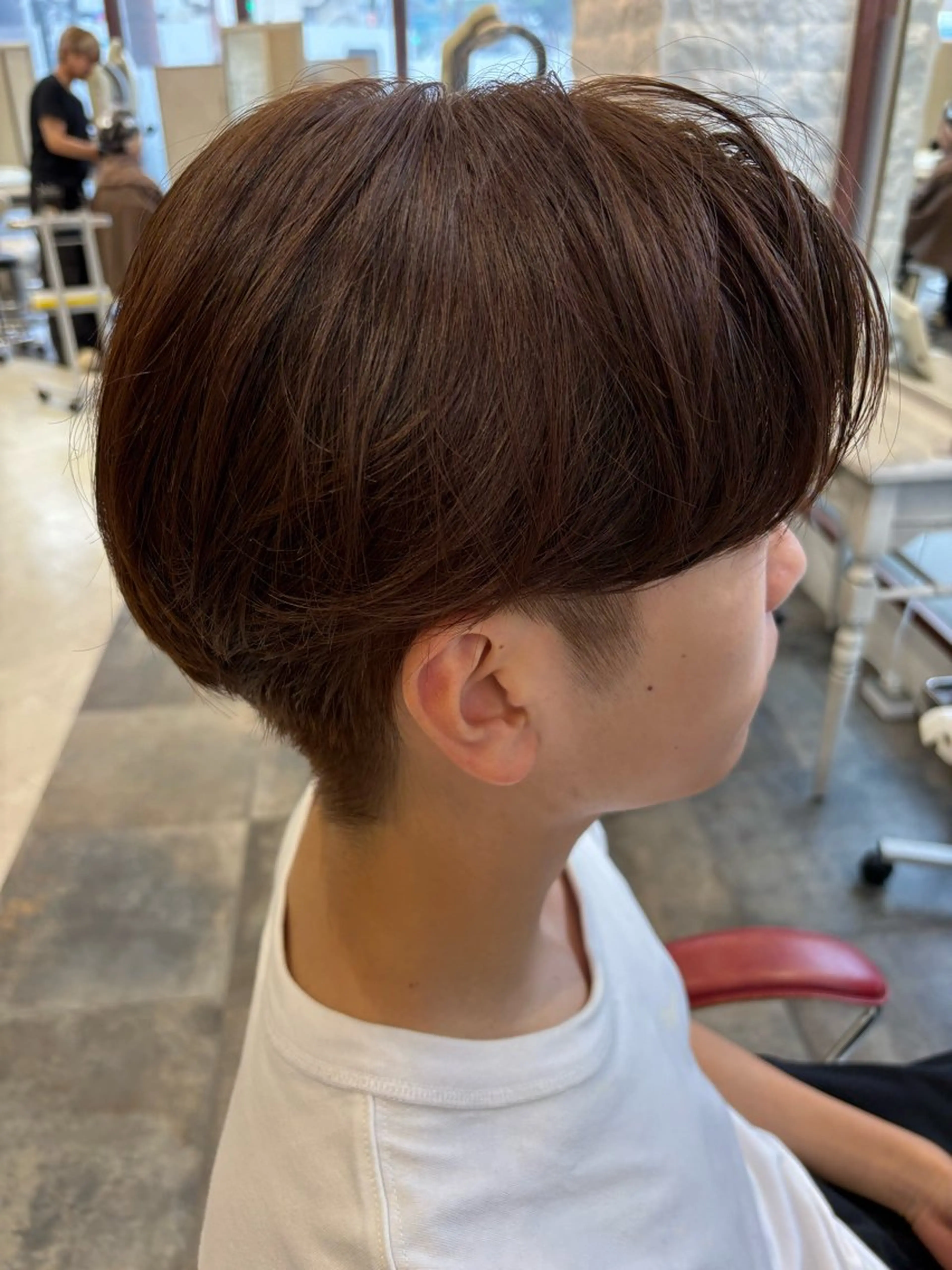 カラー グレージュ ミルクティーグレージュ 永山 空和のヘアスタイル