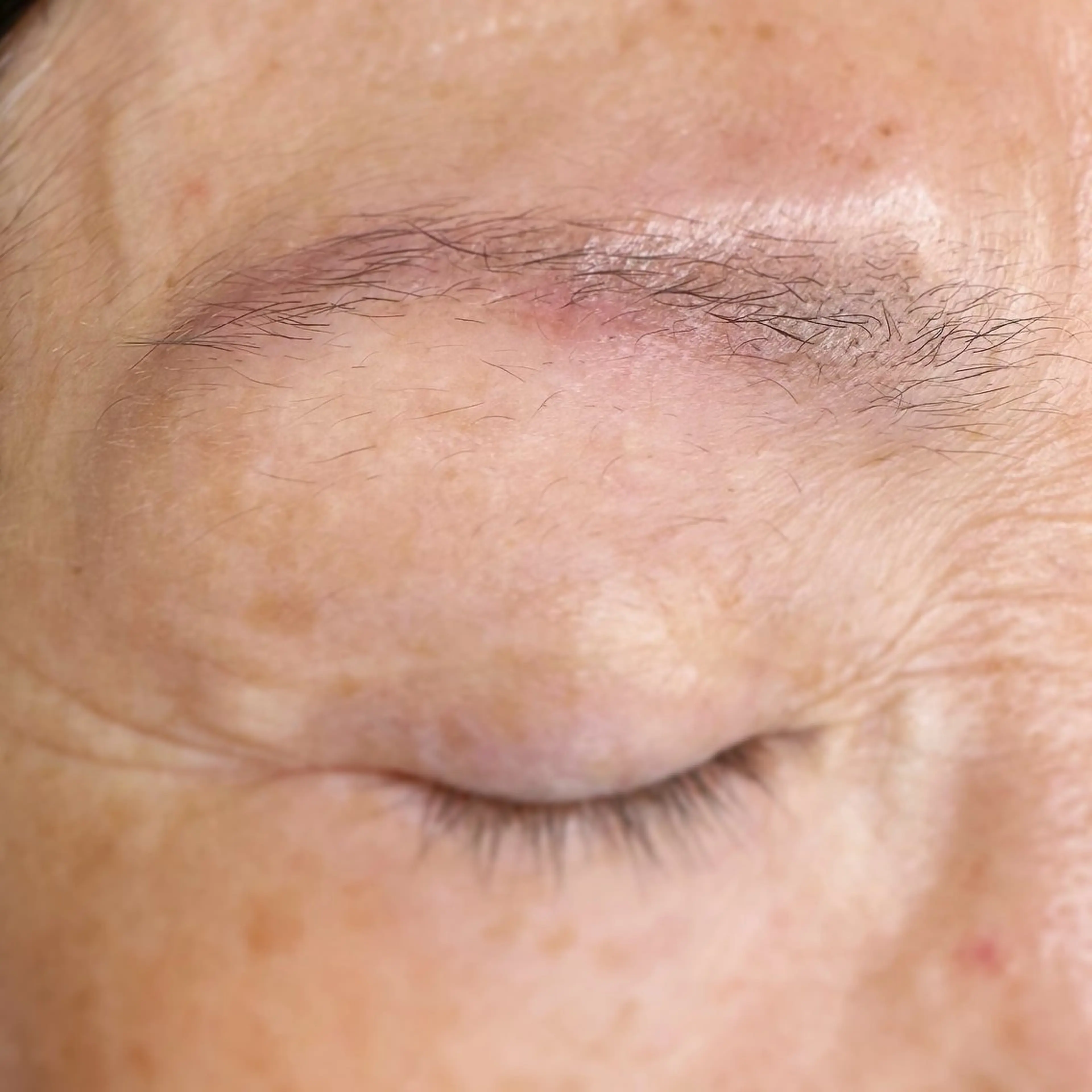 アイブロウ えんとゆかり　千歳船橋所属・AYANO &　YUKAのマツエク・マツパデザイン