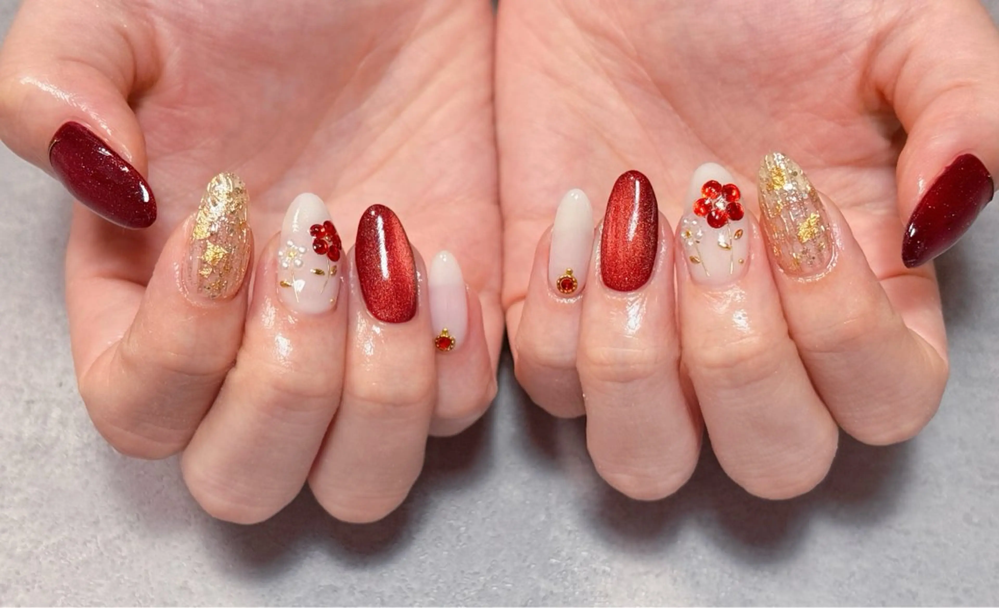 ネイル アートネイル マグネットネイル 冬ネイル クリスマス ハンドネイル ハンドケア ゆ か_Nails💫のネイルデザイン