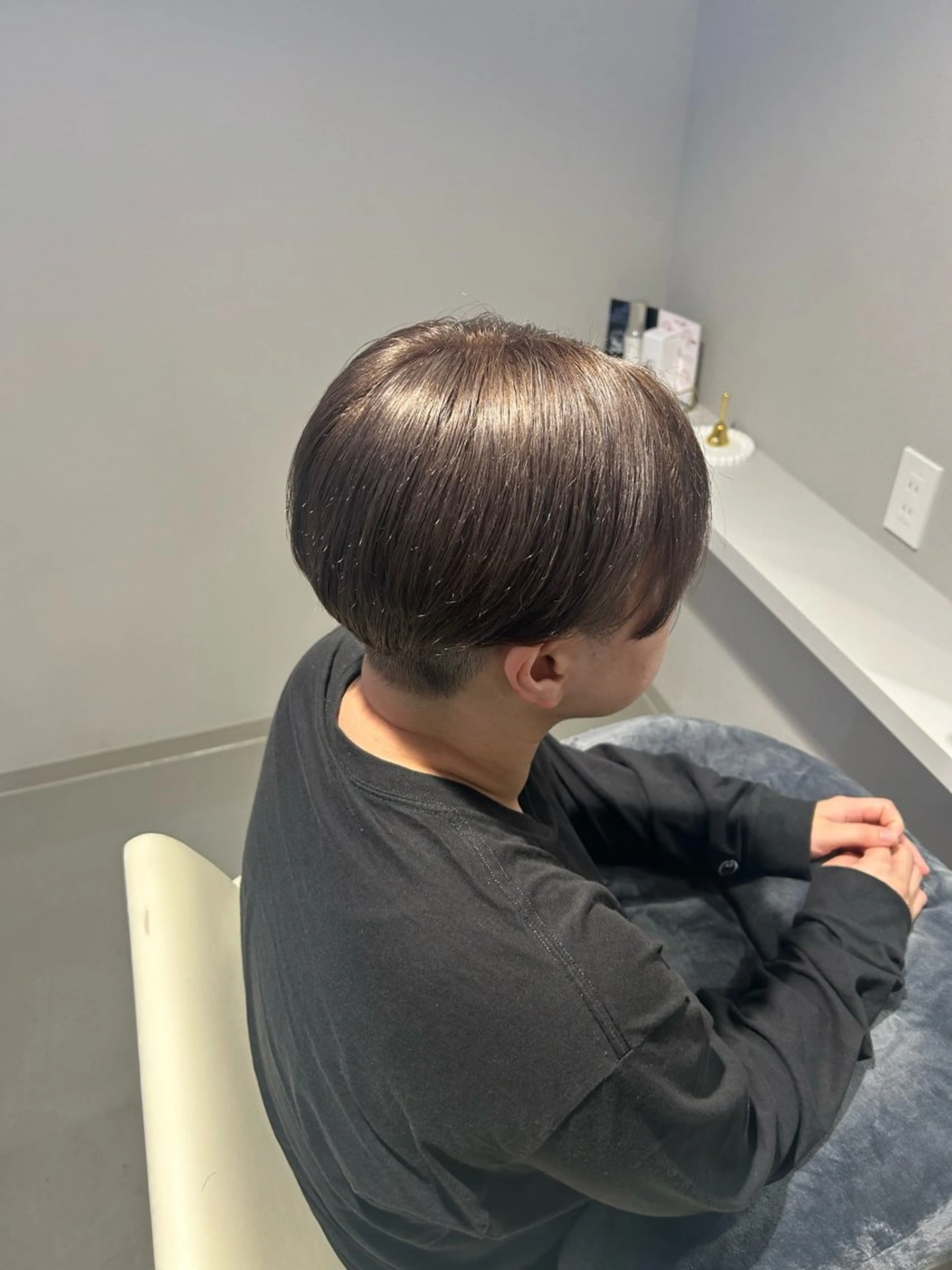 ショート カラー ヘアカラー 東尾 凜のヘアスタイル