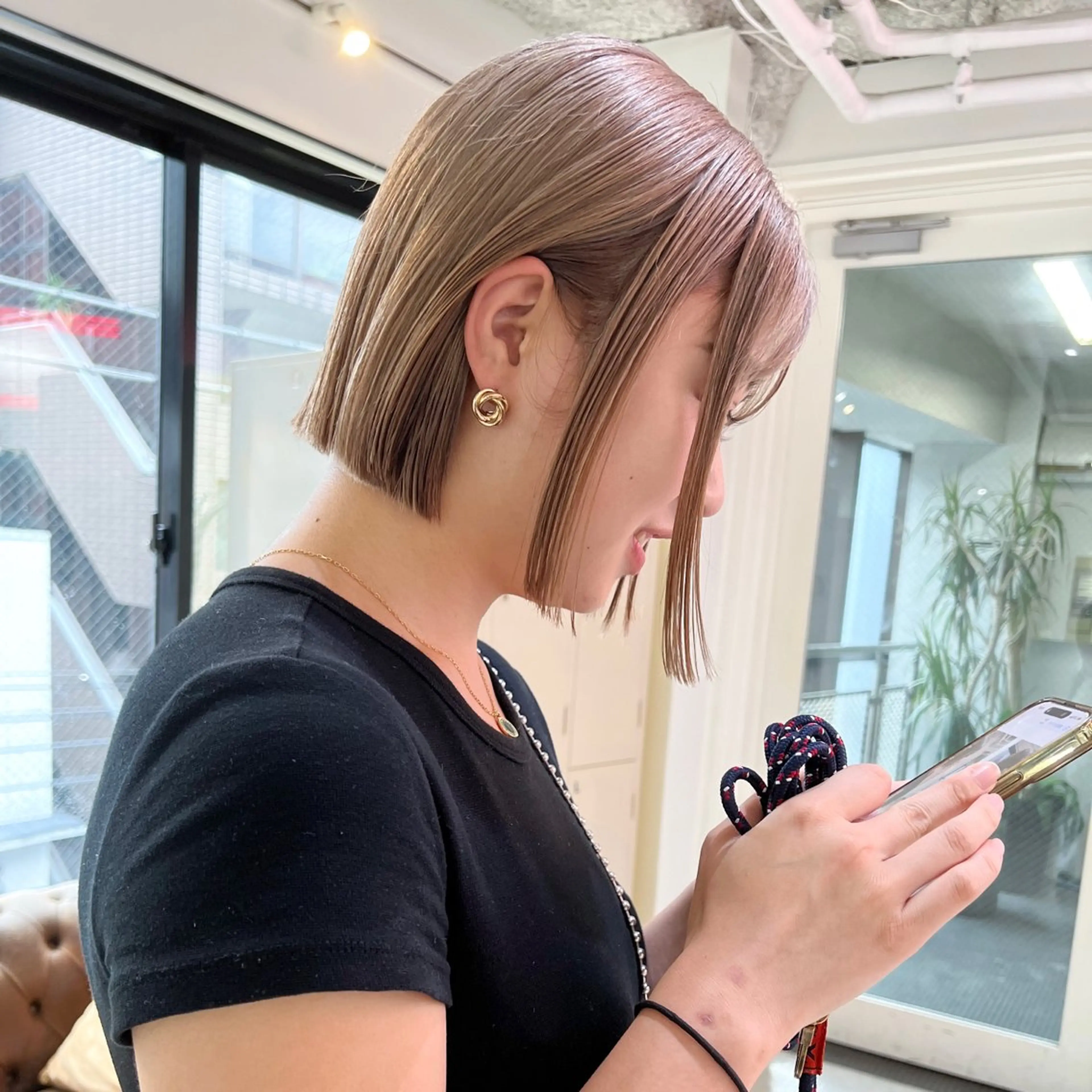 ショート トレンドボブ /ミリヤのヘアスタイル