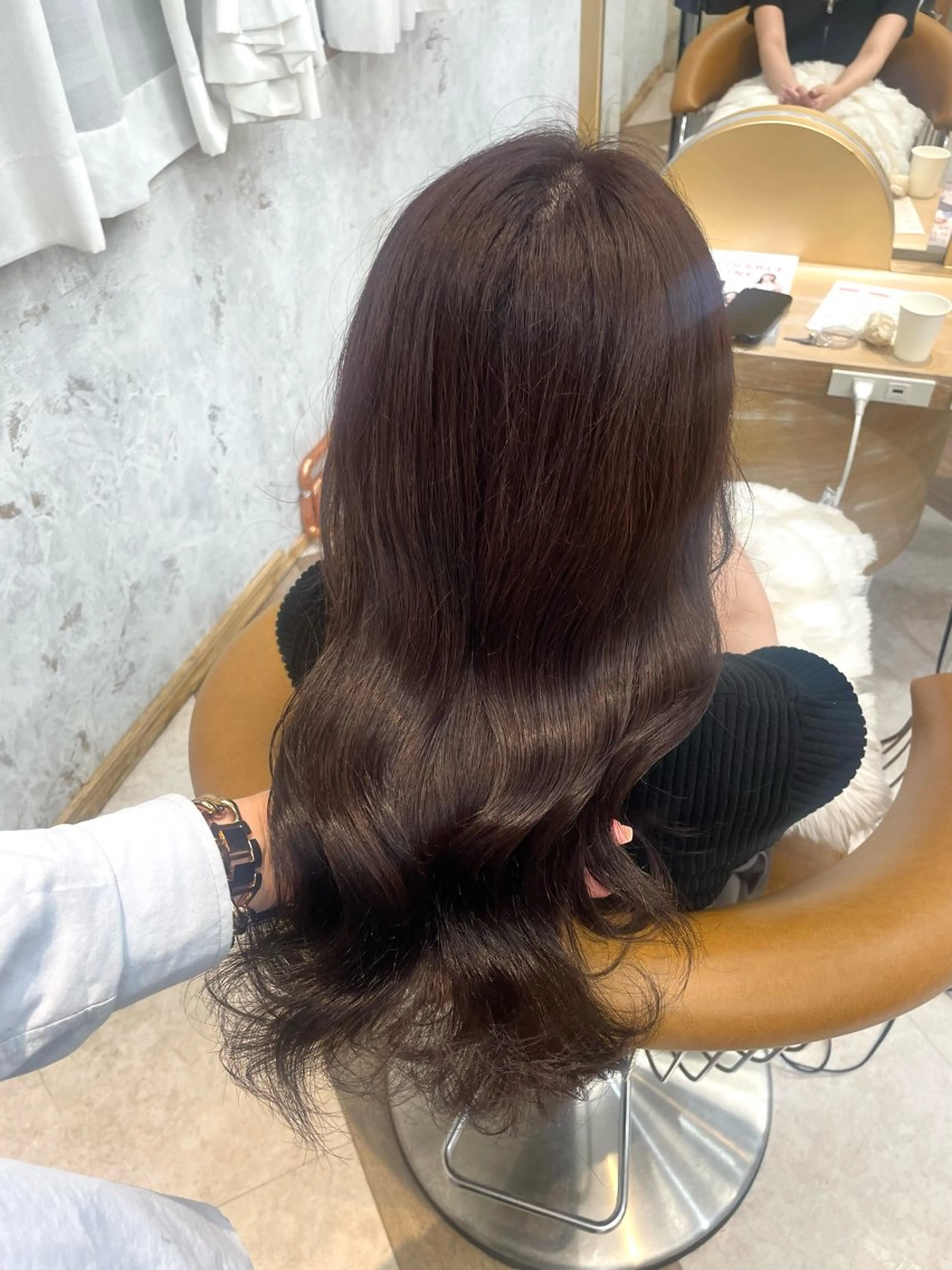 ロング カット ヘアカラー トリートメント Kanami/韓国風 /艶カラーのヘアスタイル