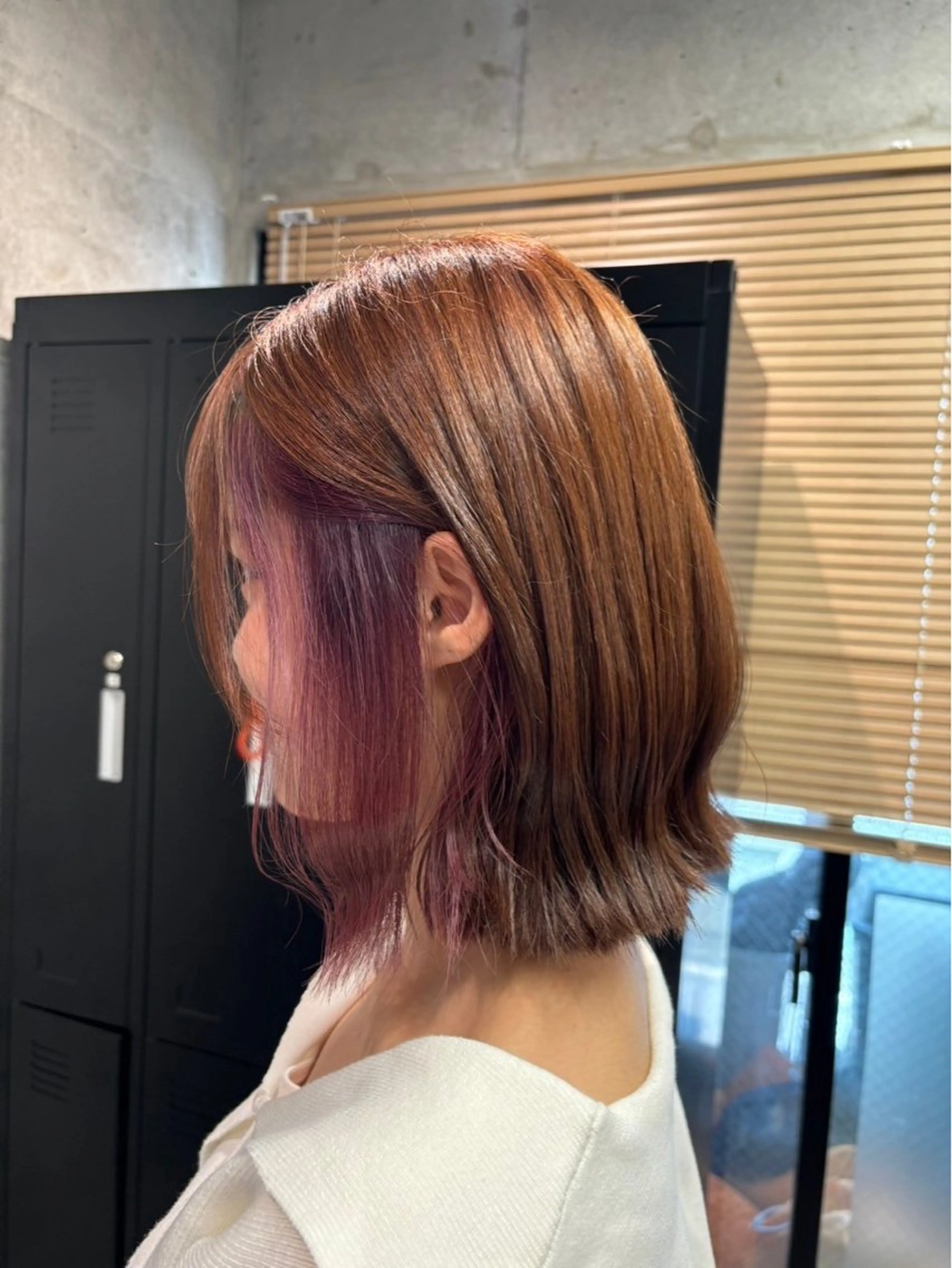 イヤリング（ブリーチ）💛➕カラー💚の写真